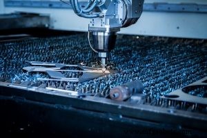 CO₂ vs Nd:YAG lasercutting: de belangrijkste verschillen uitgelegd