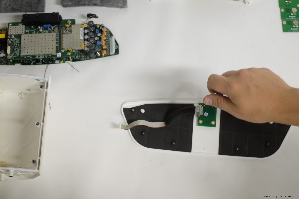 Sonos S5 Speaker Teardown: Binnenkijken In Het Ontwerp Van Een Premium Thuis Audio Apparaat