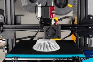 Hoe 3D-printen Innovatie, Efficiëntie en Customisatie in de Automotive-industrie Drijft