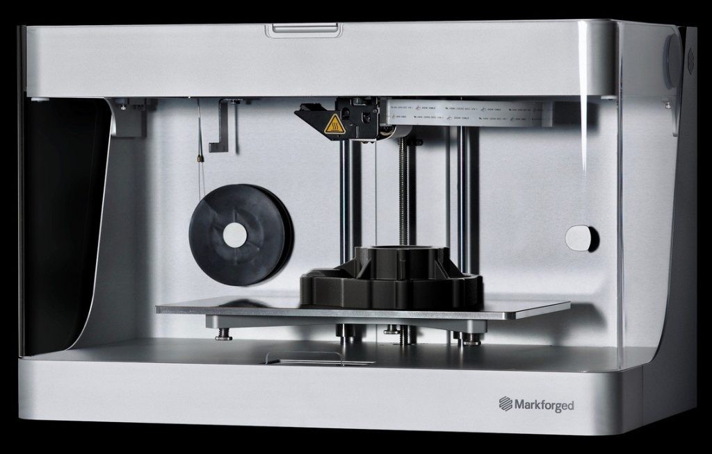Hoe desktop 3D-printers industriële productie herschikken
