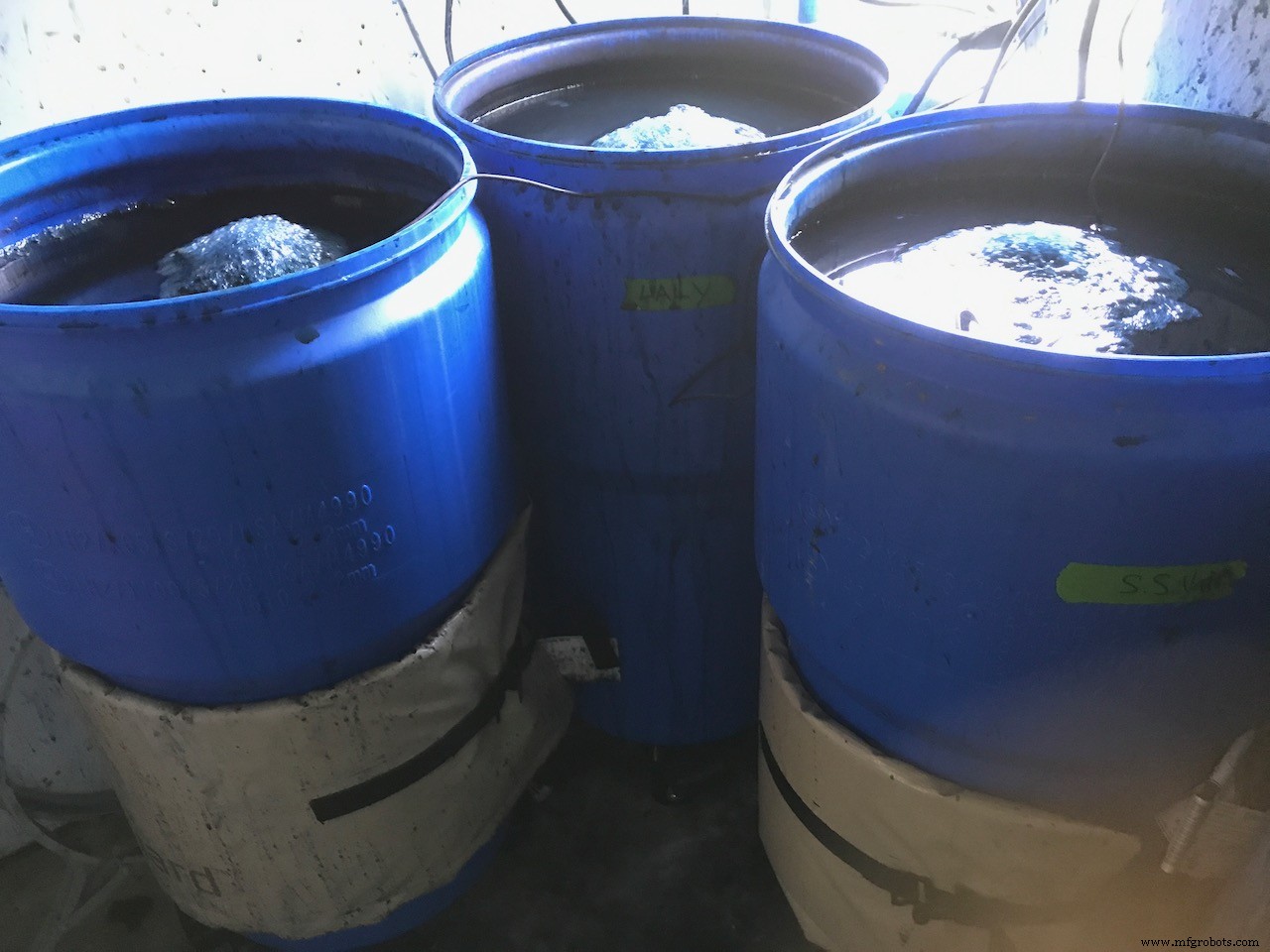 De juiste indigo-ketelgrootte kiezen voor atelierverven: waarom 50-liter ketels winnen