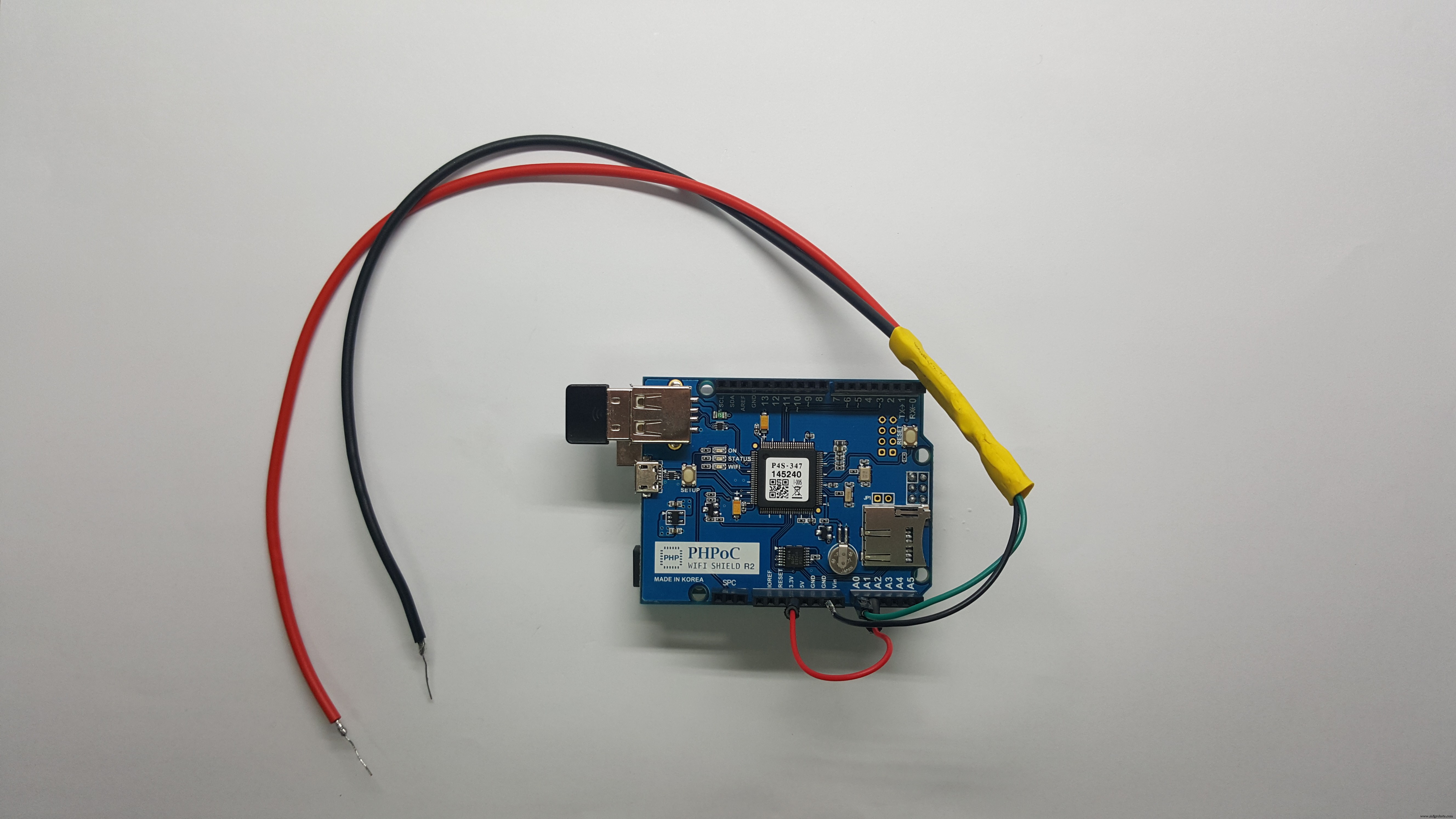 Een slimme voltmeter bouwen met Arduino en smartphone – Eenvoudig DIY-project