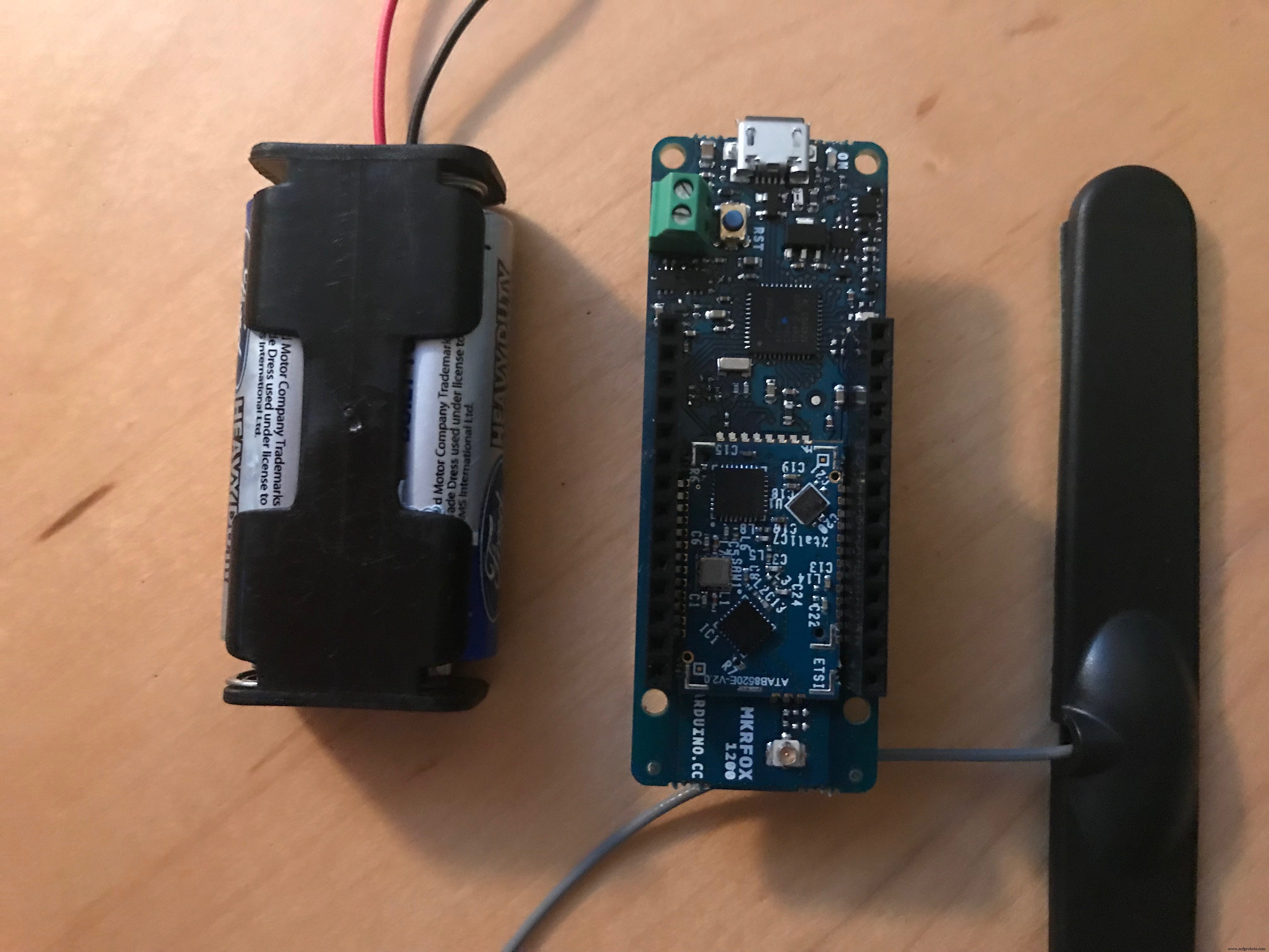 Riviergezondheidsmonitor: Arduino-gebaseerd Waterkwaliteitssysteem