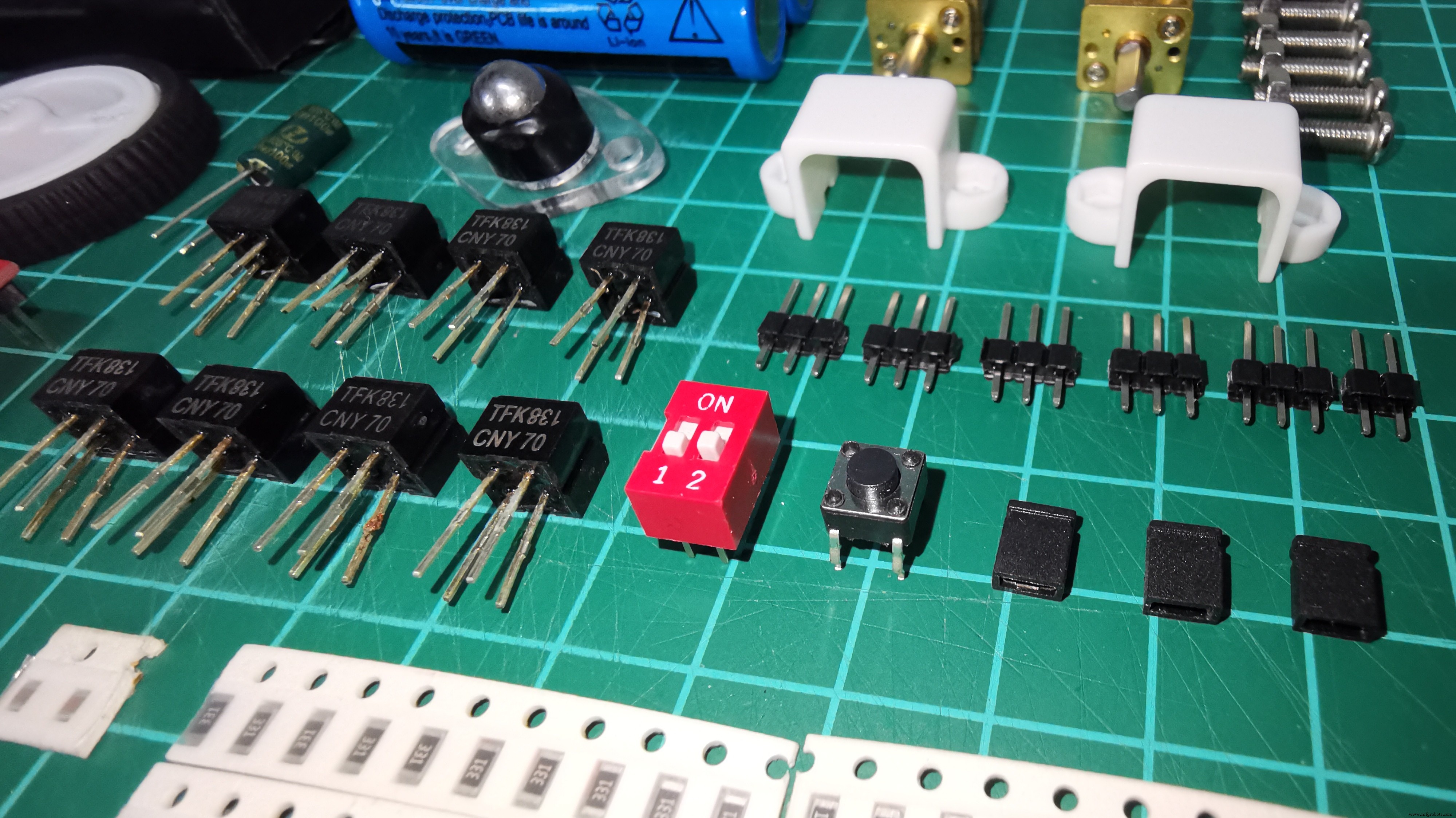 V4 Snelheids Lijnvolgende Robot – Geavanceerd Arduino Nano Systeem
