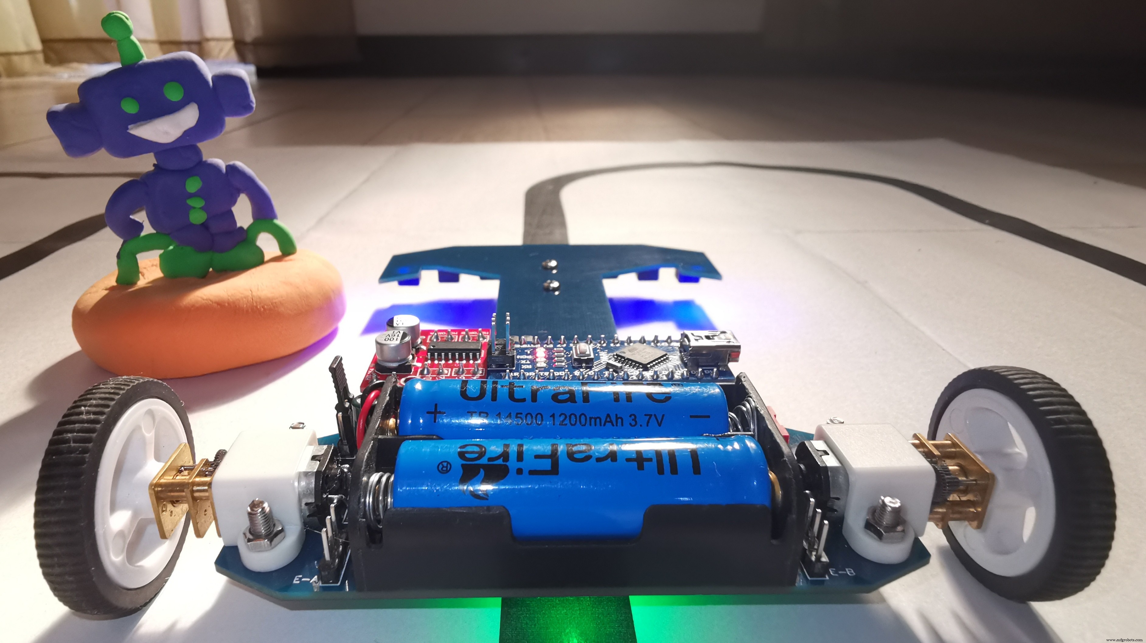V4 Snelheids Lijnvolgende Robot – Geavanceerd Arduino Nano Systeem