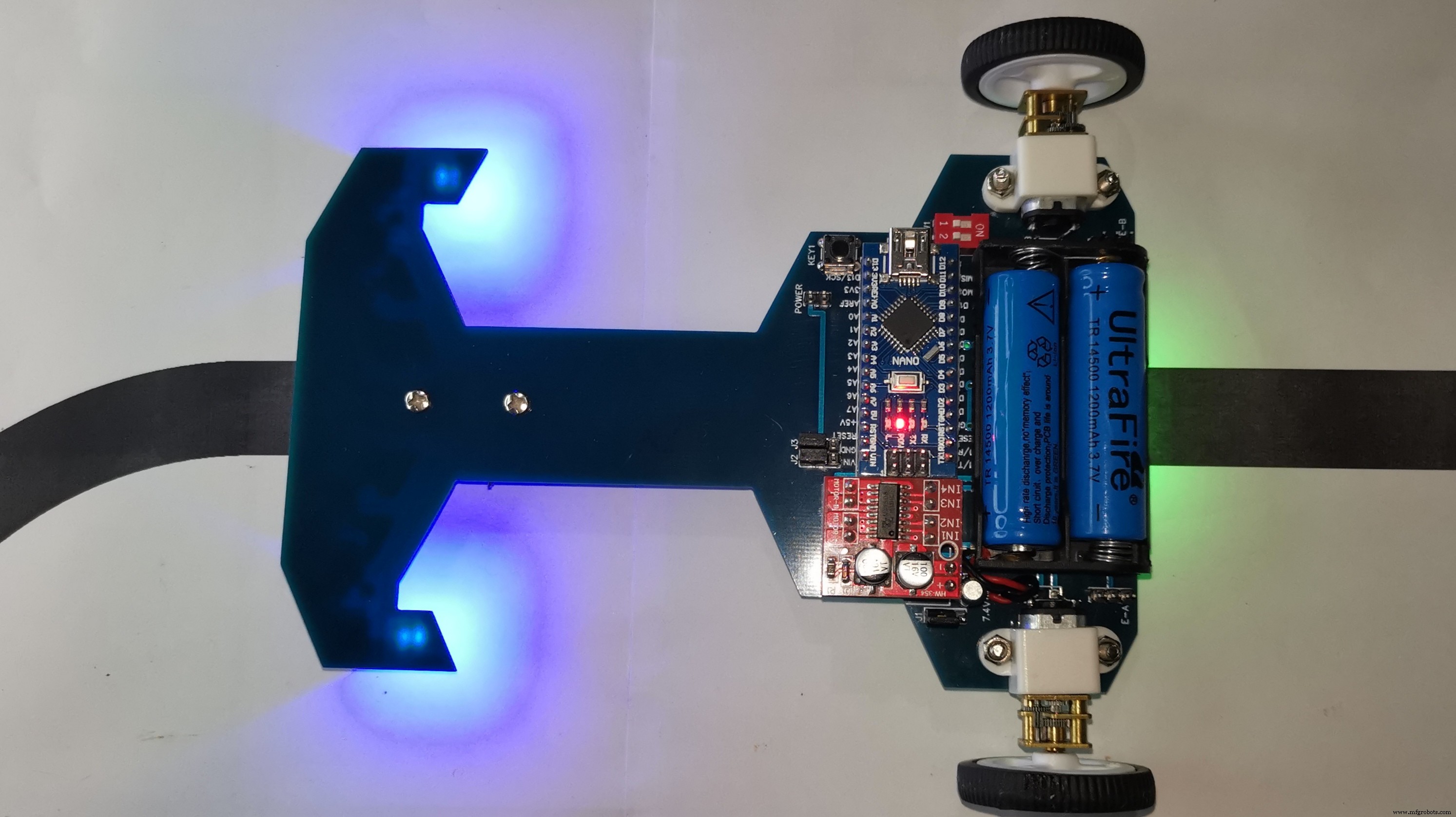 V4 Snelheids Lijnvolgende Robot – Geavanceerd Arduino Nano Systeem