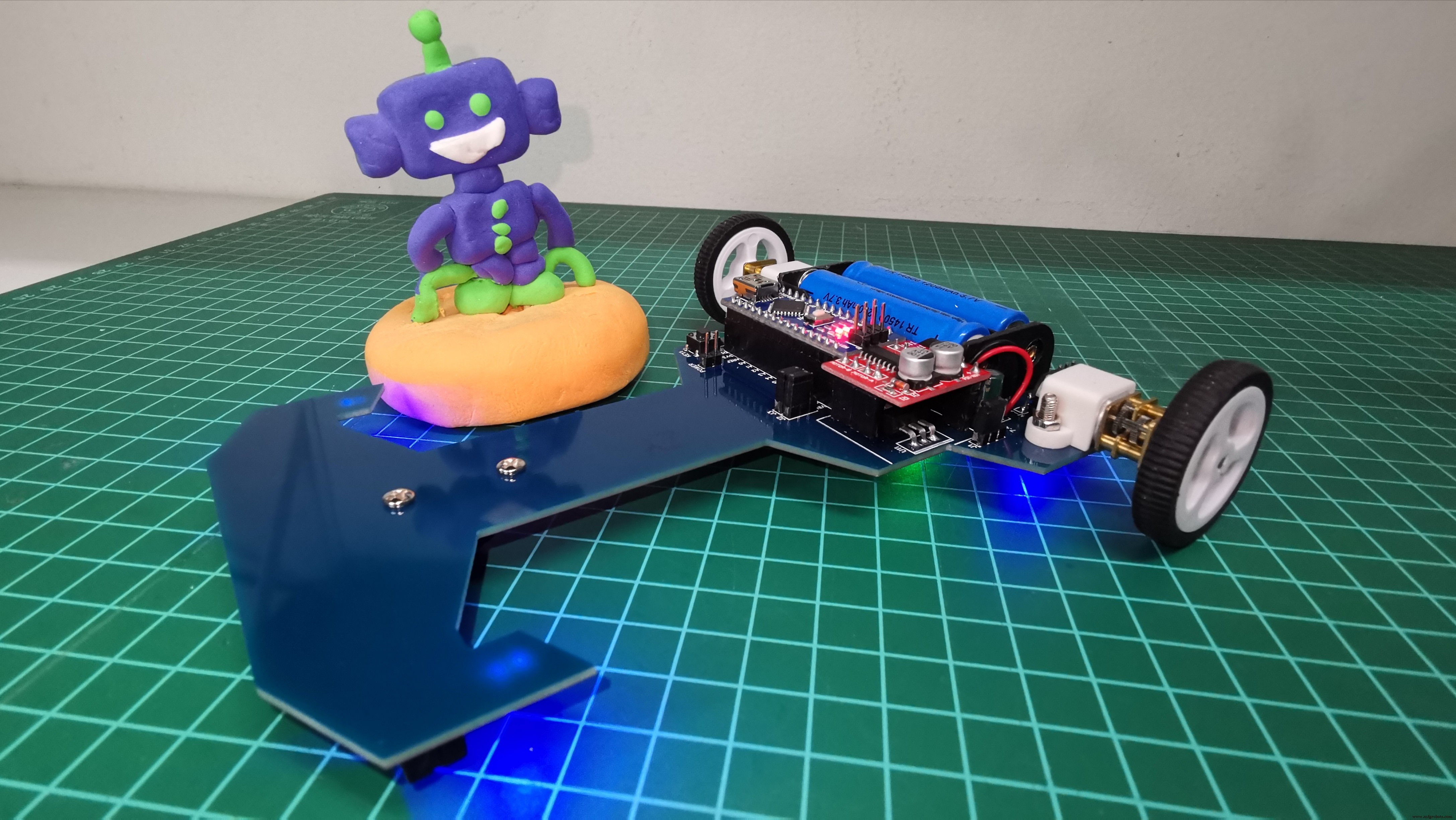 V4 Snelheids Lijnvolgende Robot – Geavanceerd Arduino Nano Systeem