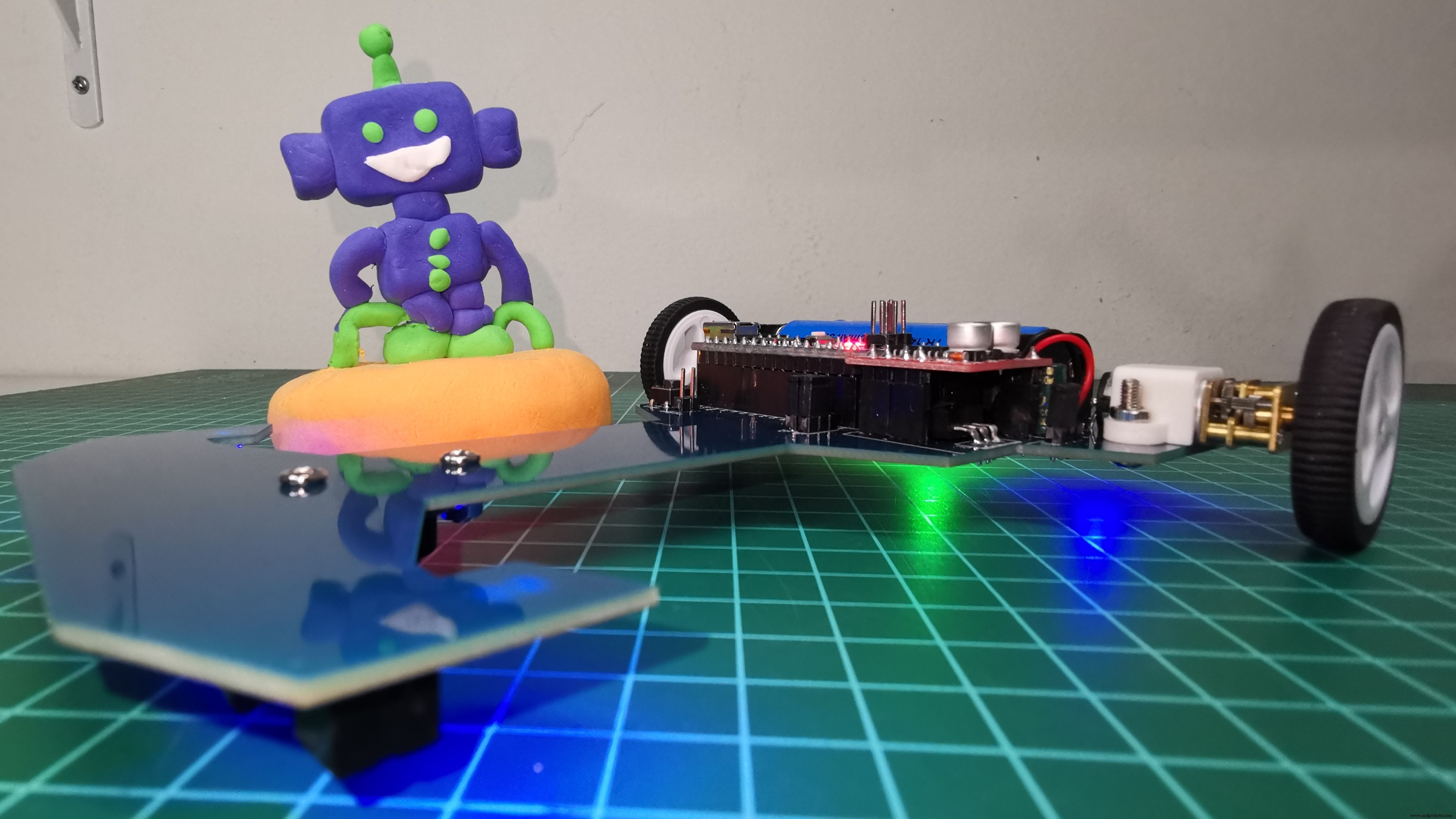 V4 Snelheids Lijnvolgende Robot – Geavanceerd Arduino Nano Systeem
