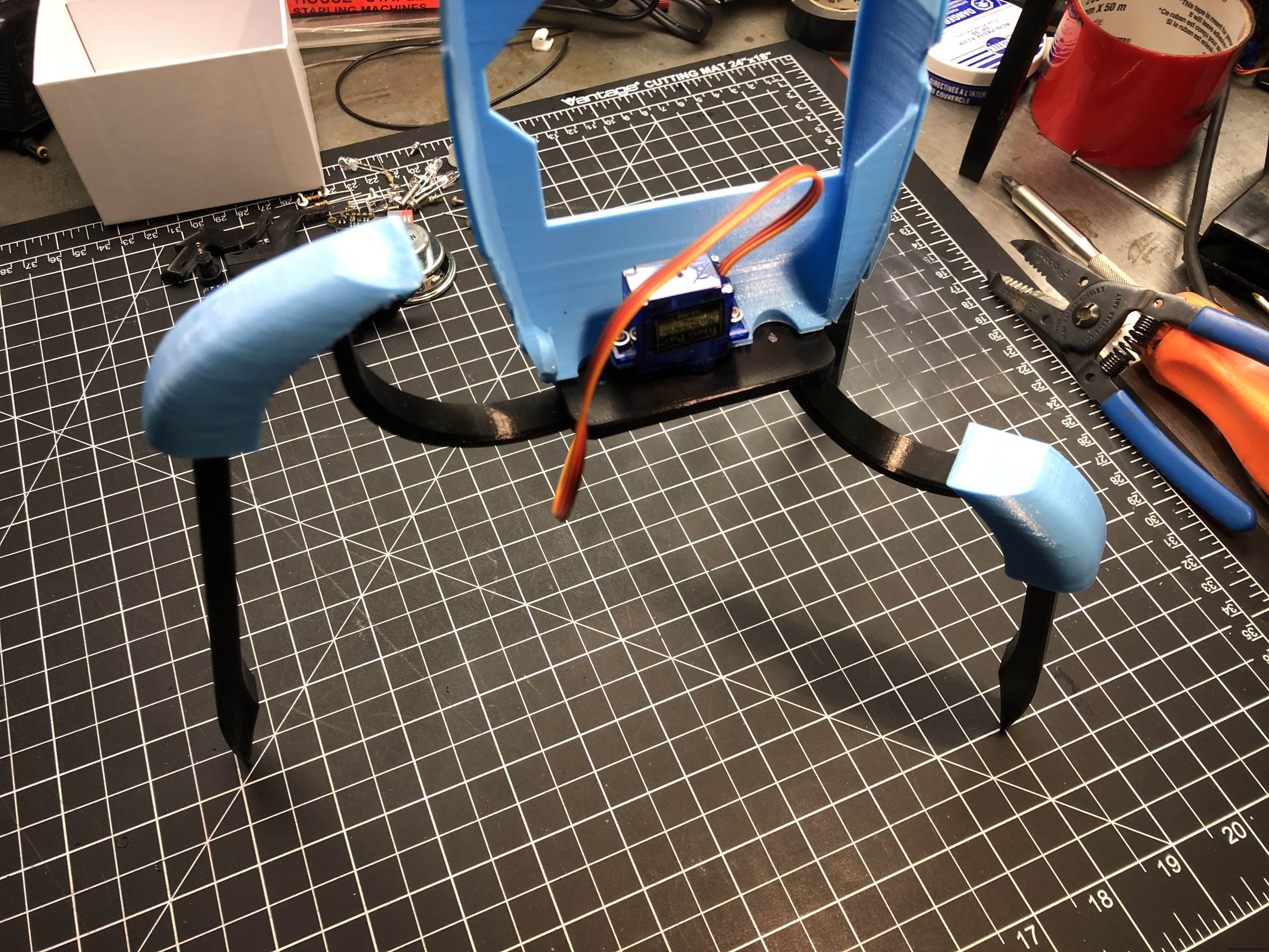 Bouw een Echte Portal 2 Torenkanon met Arduino – 3-As Beweging & Audio