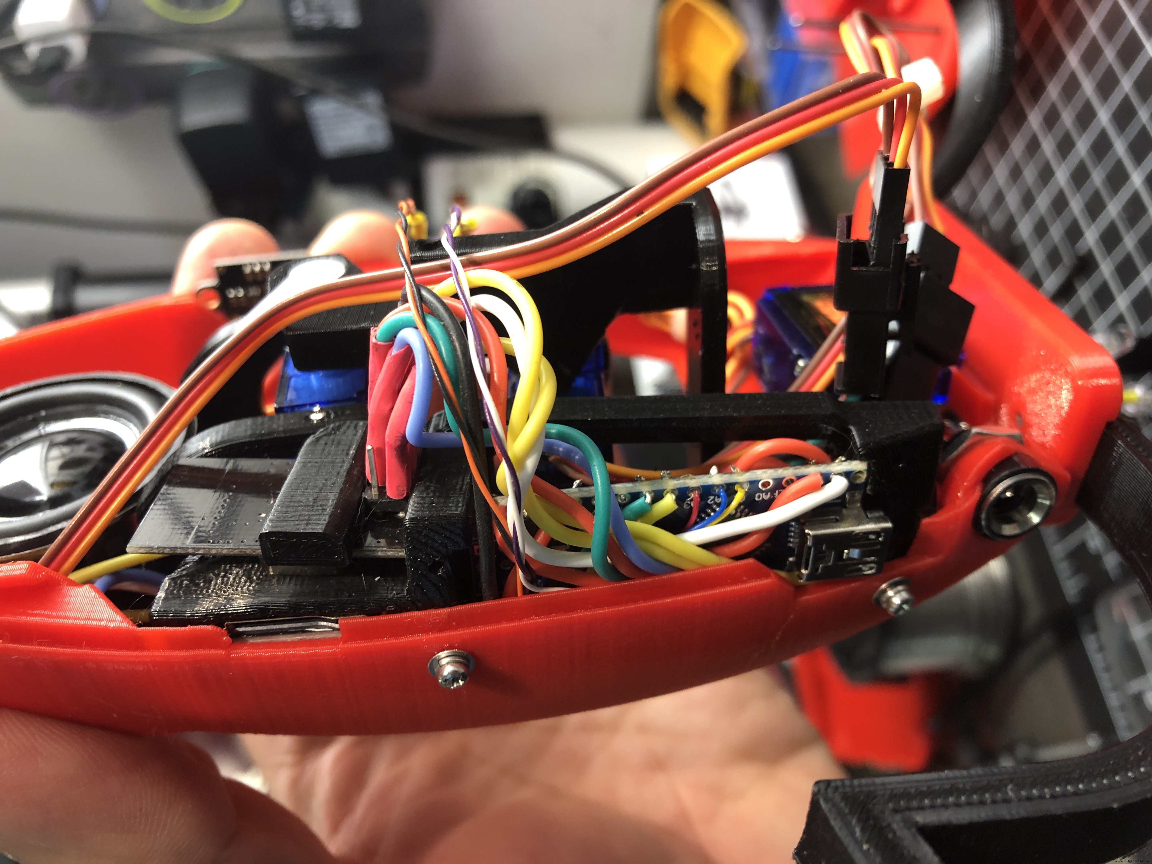 Bouw een Echte Portal 2 Torenkanon met Arduino – 3-As Beweging & Audio