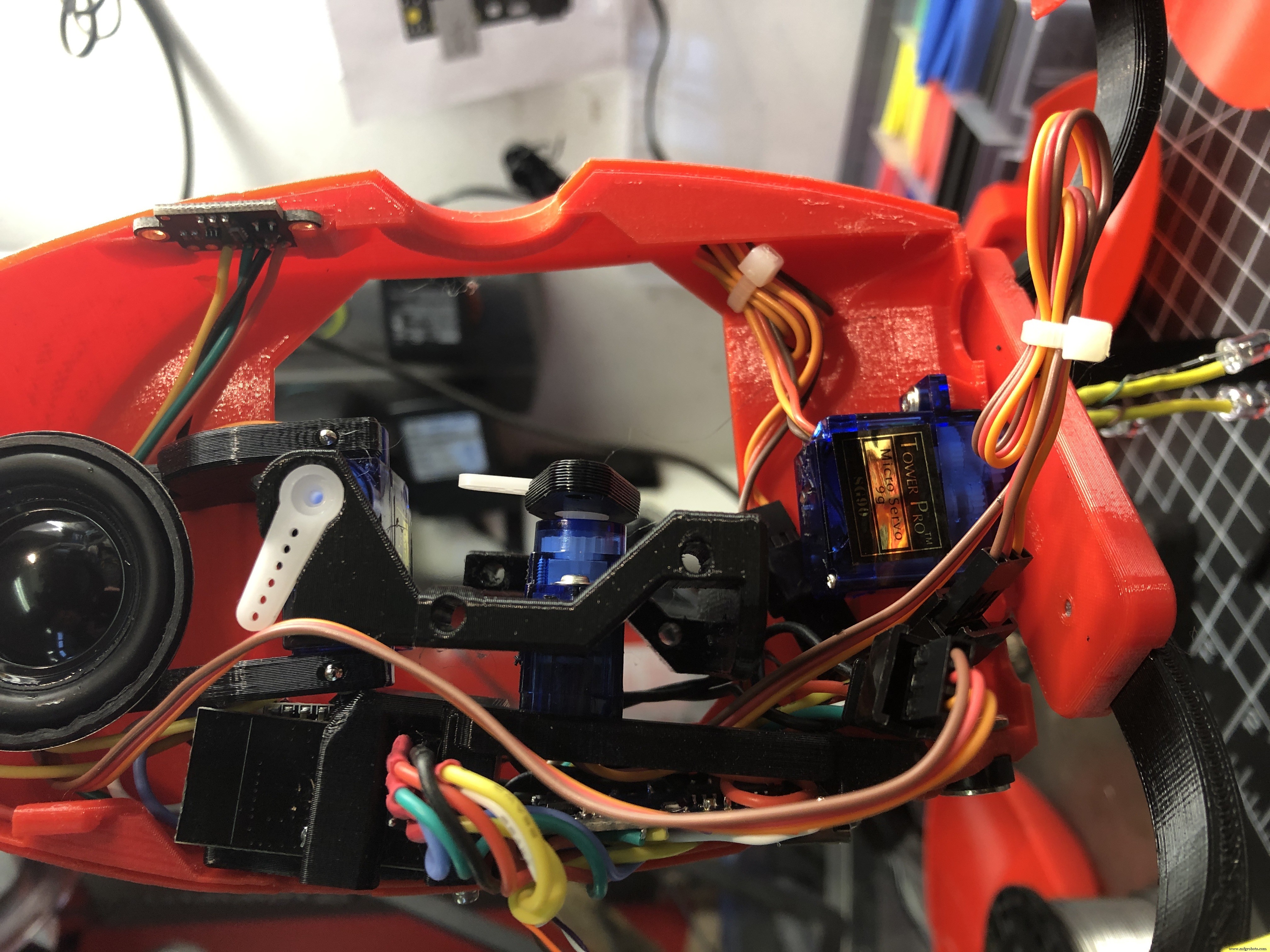 Bouw een Echte Portal 2 Torenkanon met Arduino – 3-As Beweging & Audio
