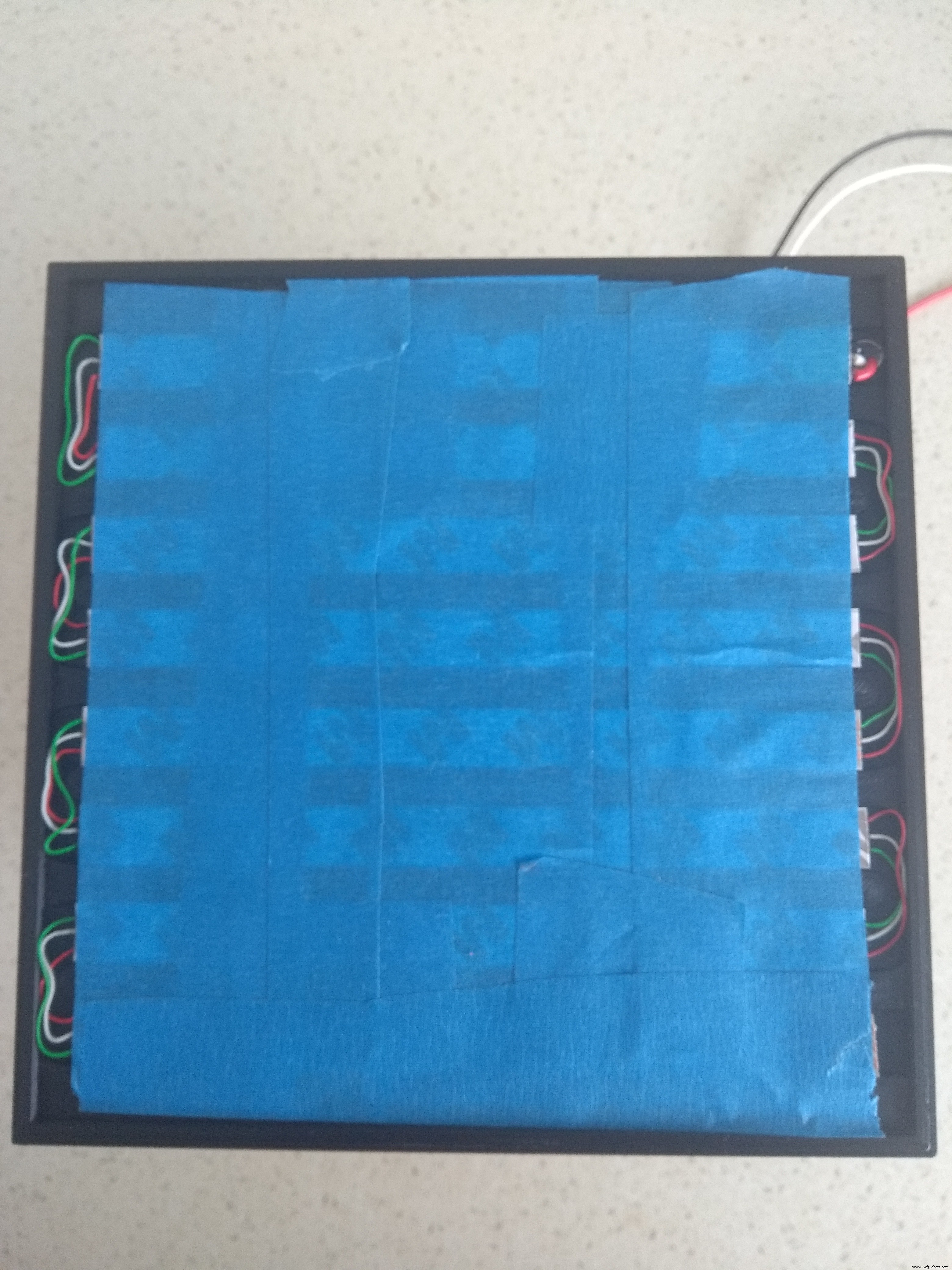 DIY Hot Glue LED Matrix Lamp – Bouw je eigen kleurrijke display