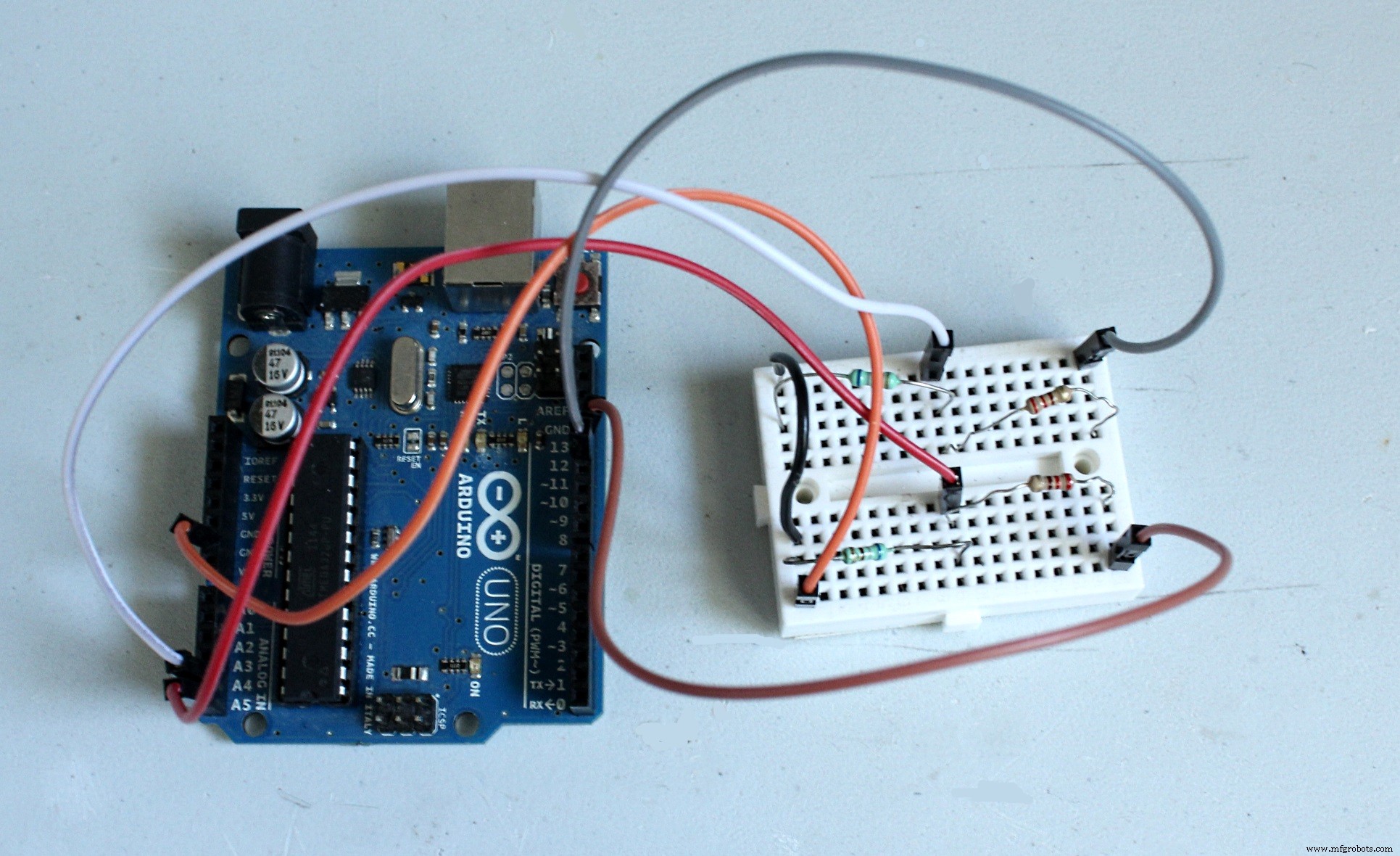 Slim Arduino-gestuurd automatisch besproeiingssysteem