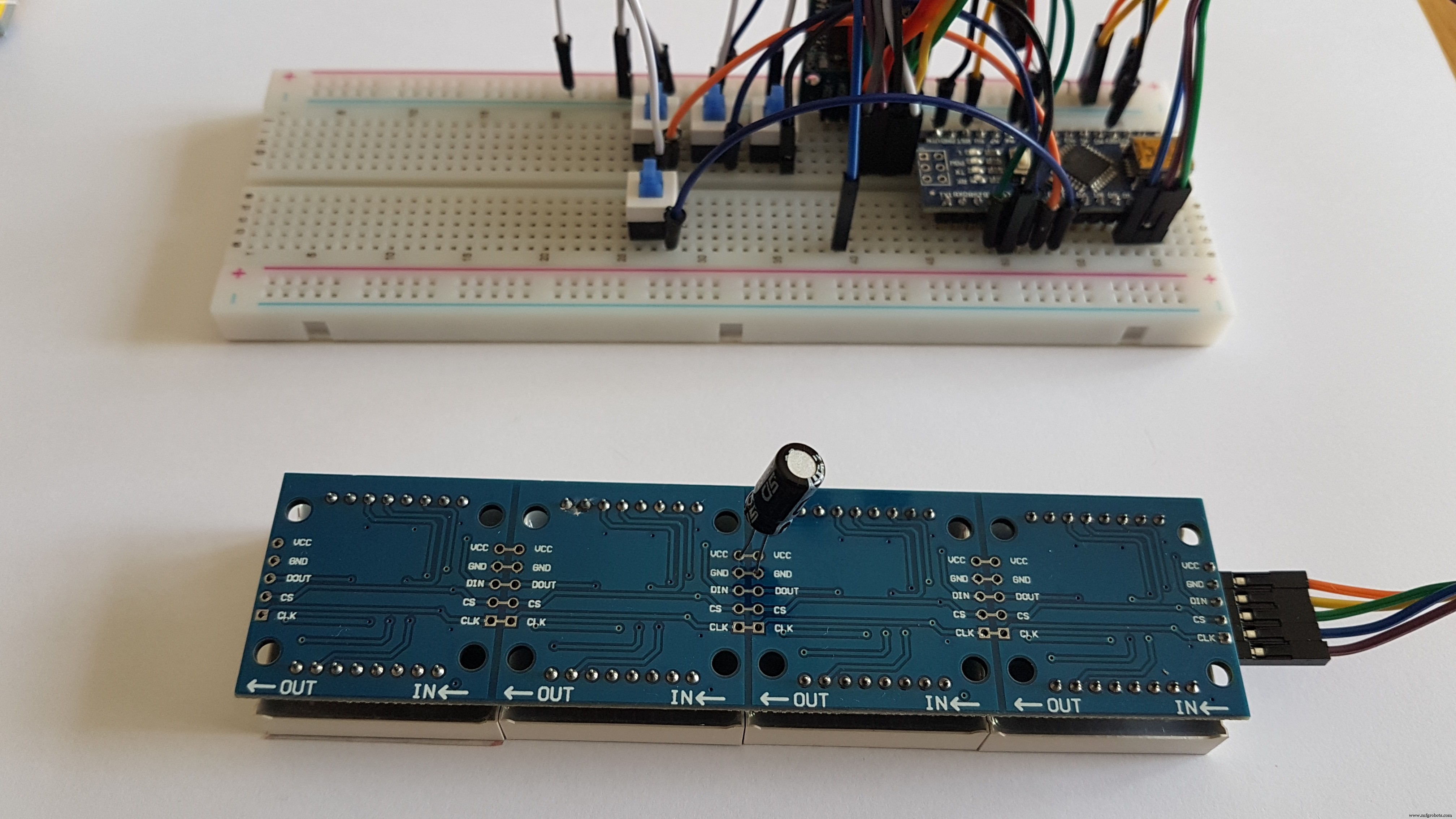 Hoog-precieze LED-matrix klok met DS3231 RTC, BME280 weerdata, BH1750 lichtsensor & ESP01 NTP-synchronisatie