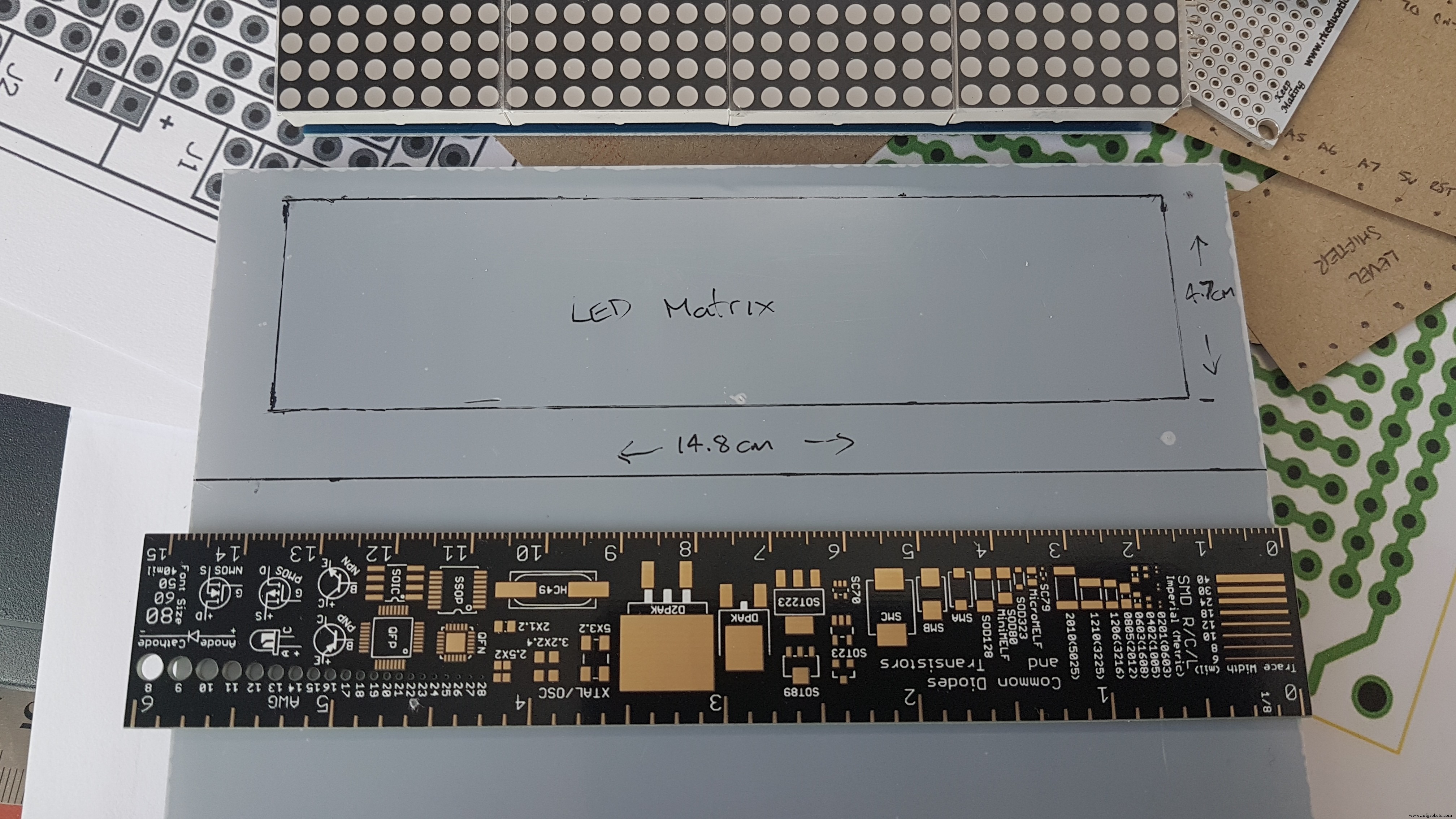 Hoog-precieze LED-matrix klok met DS3231 RTC, BME280 weerdata, BH1750 lichtsensor & ESP01 NTP-synchronisatie