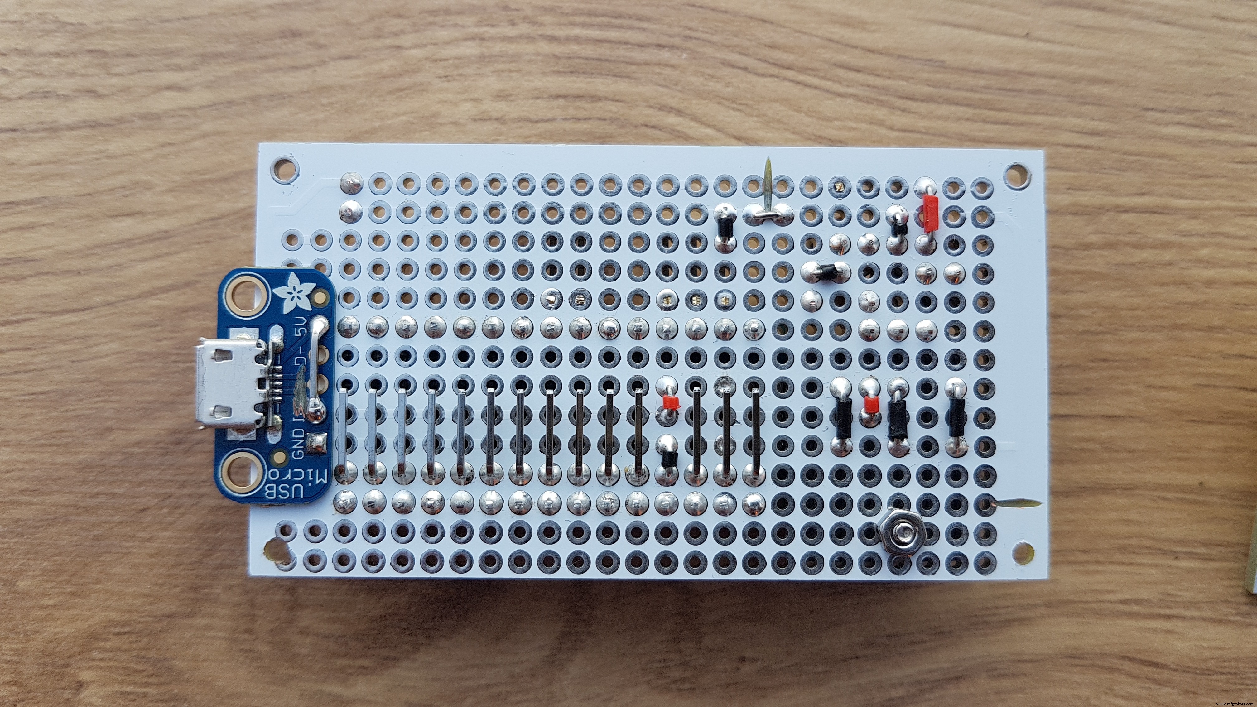 Hoog-precieze LED-matrix klok met DS3231 RTC, BME280 weerdata, BH1750 lichtsensor & ESP01 NTP-synchronisatie