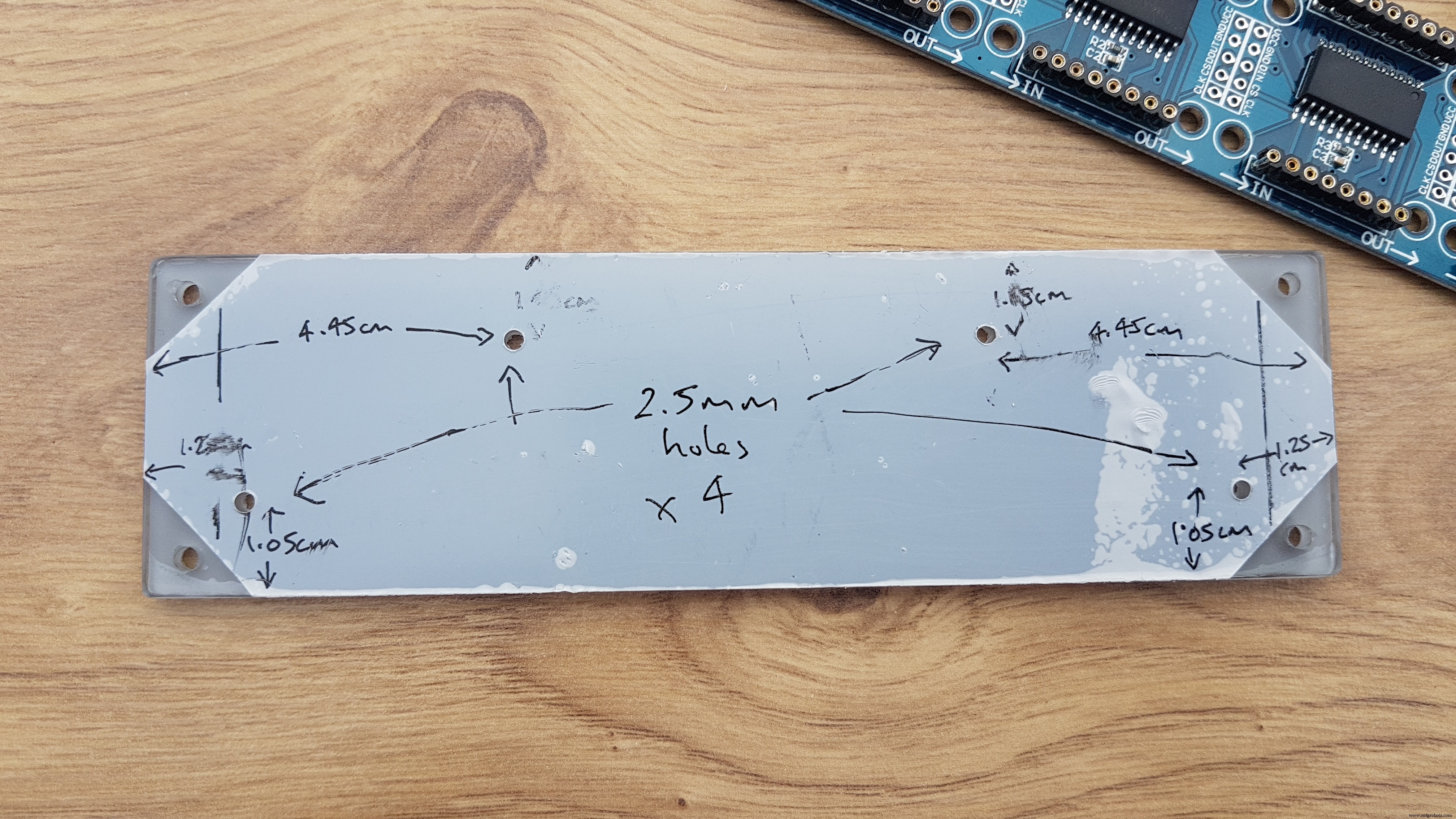 Hoog-precieze LED-matrix klok met DS3231 RTC, BME280 weerdata, BH1750 lichtsensor & ESP01 NTP-synchronisatie