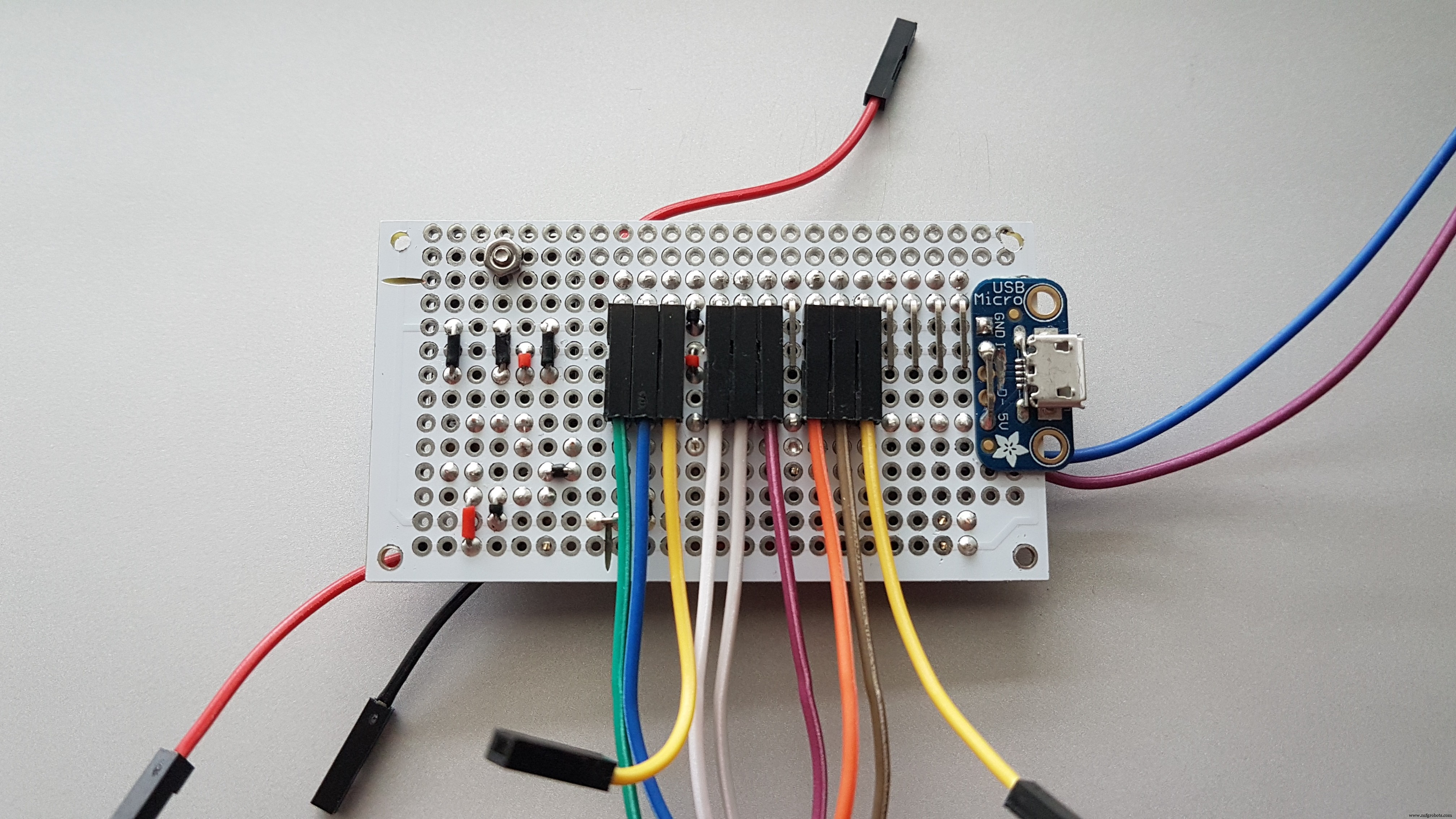 Hoog-precieze LED-matrix klok met DS3231 RTC, BME280 weerdata, BH1750 lichtsensor & ESP01 NTP-synchronisatie