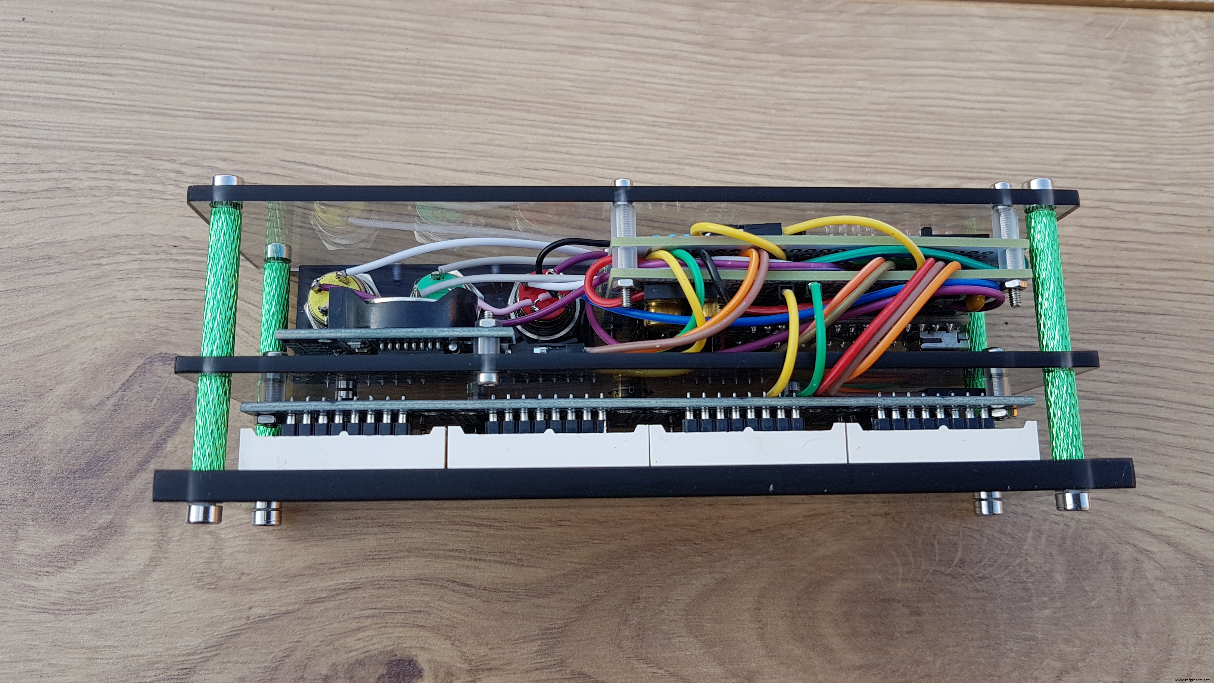 Hoog-precieze LED-matrix klok met DS3231 RTC, BME280 weerdata, BH1750 lichtsensor & ESP01 NTP-synchronisatie