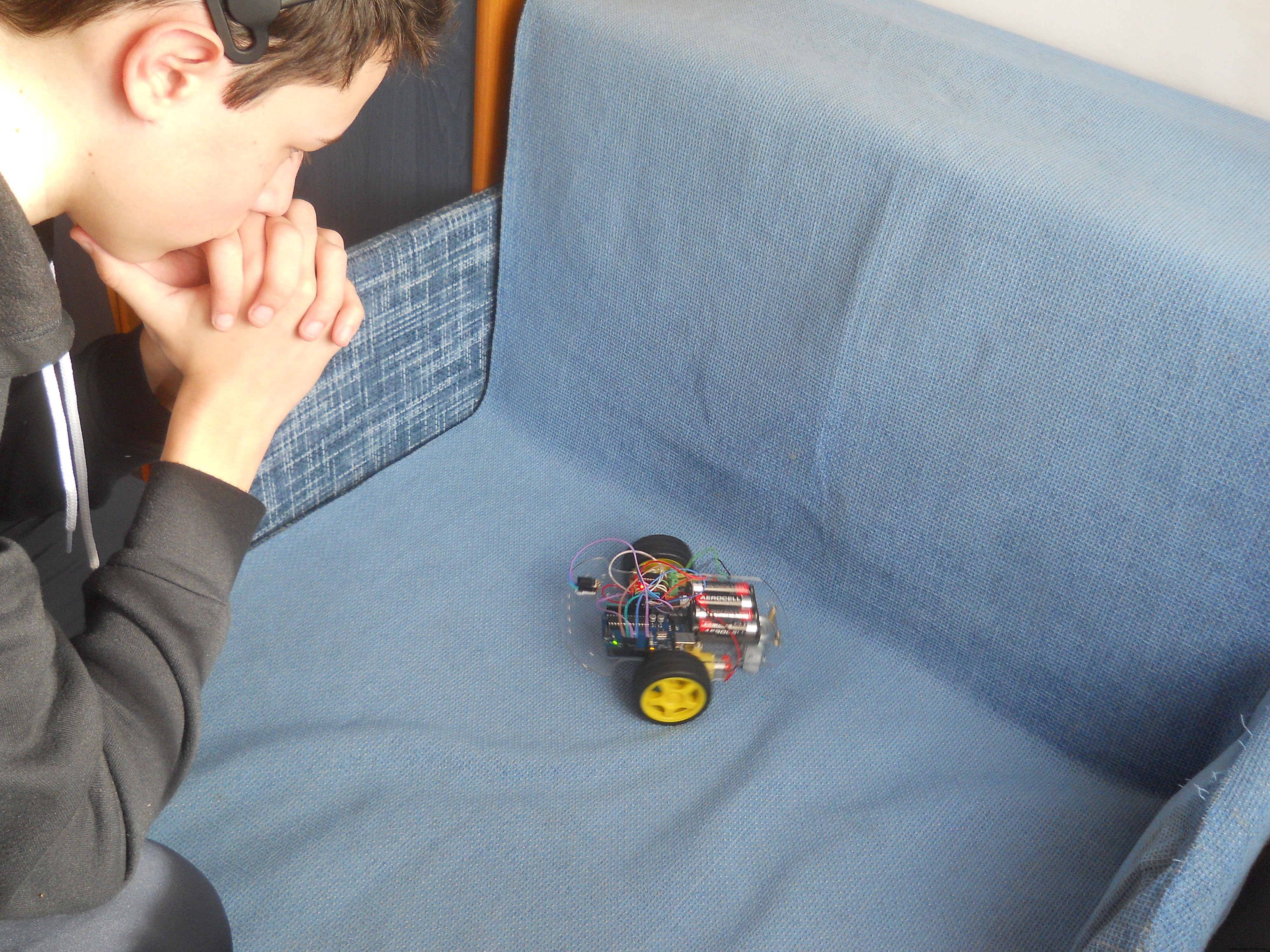 Uw Robot Besturen met Hersengolven: Uitgebreid Arduino Project