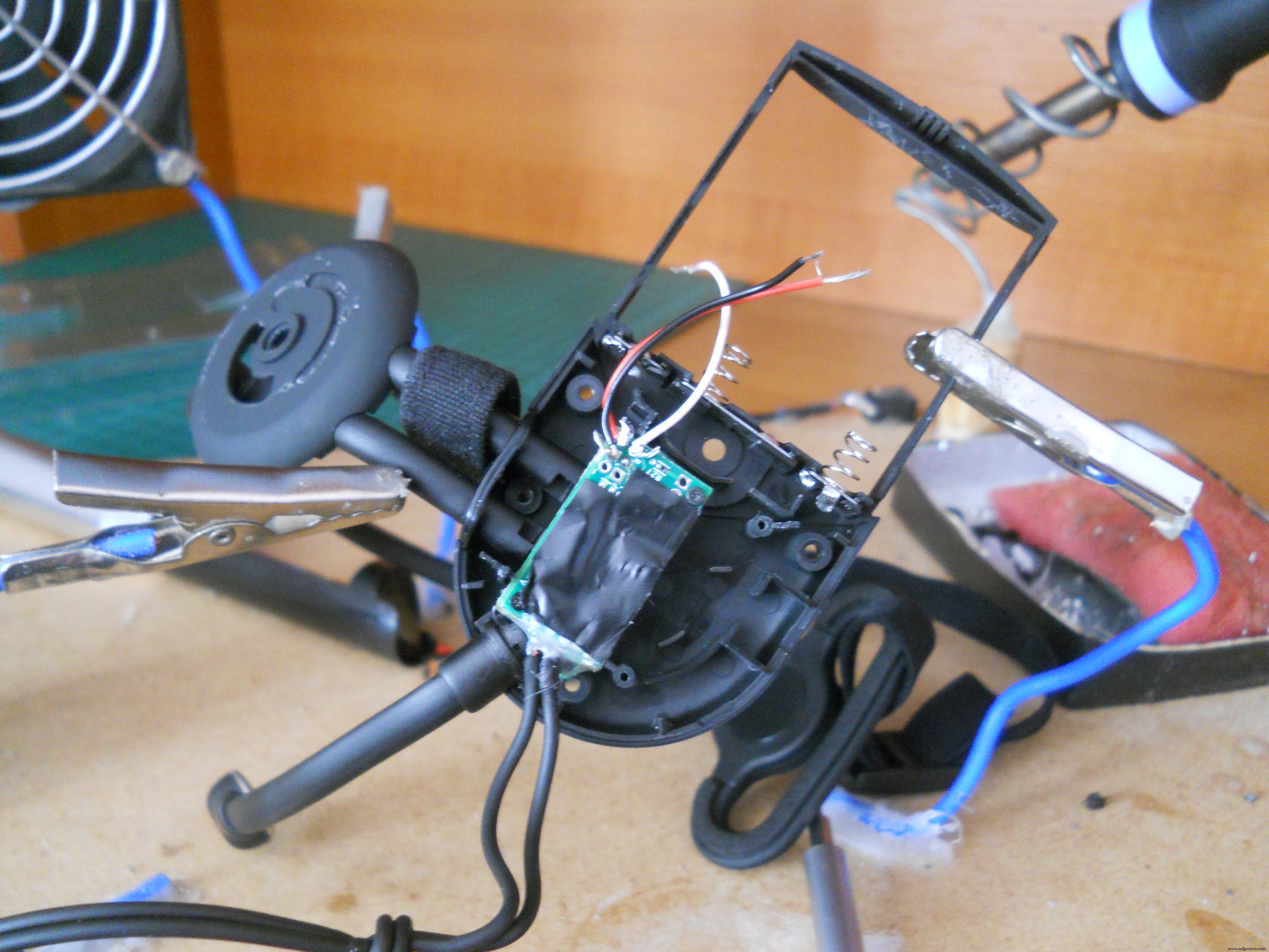 Uw Robot Besturen met Hersengolven: Uitgebreid Arduino Project