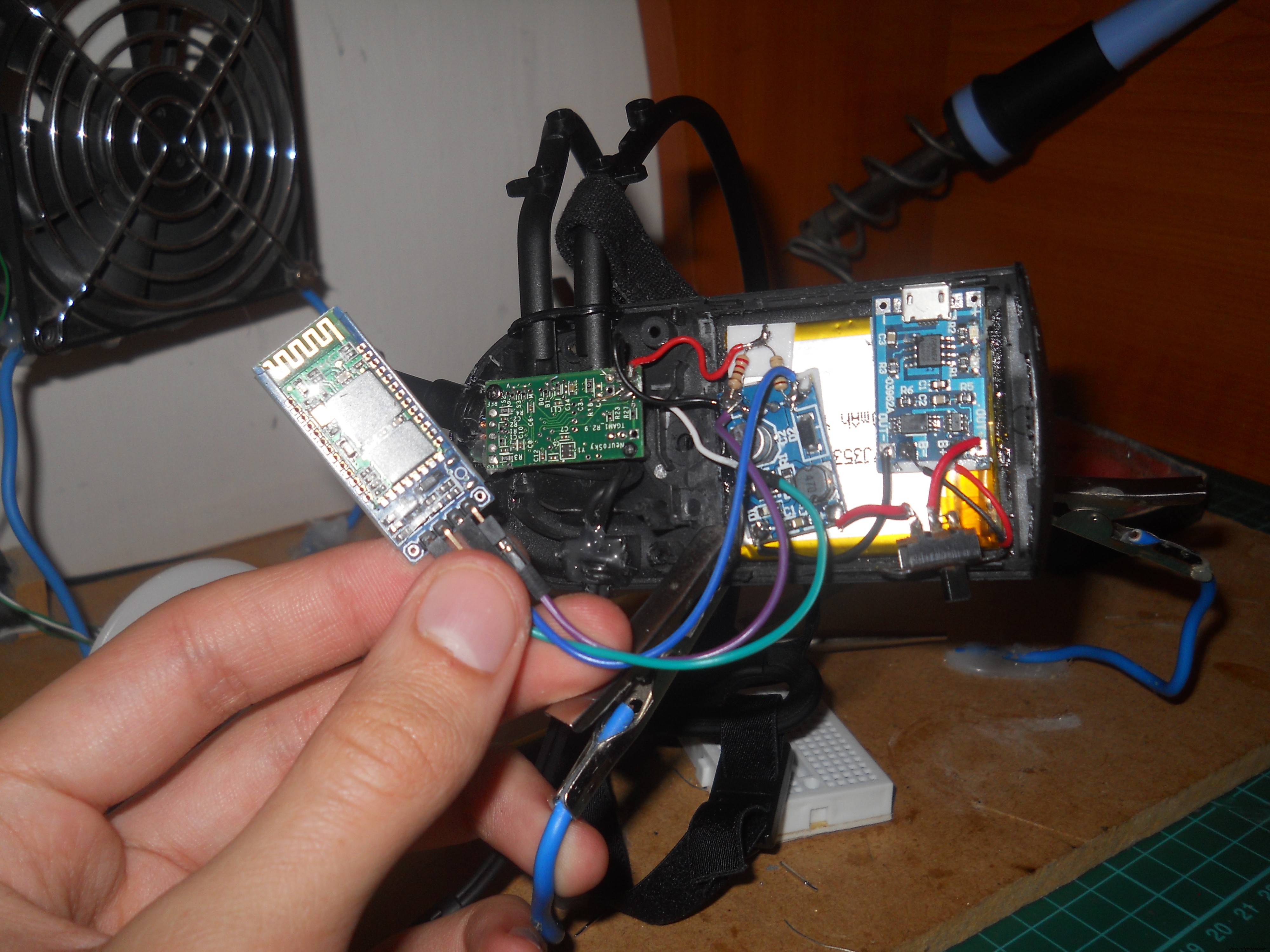 Uw Robot Besturen met Hersengolven: Uitgebreid Arduino Project