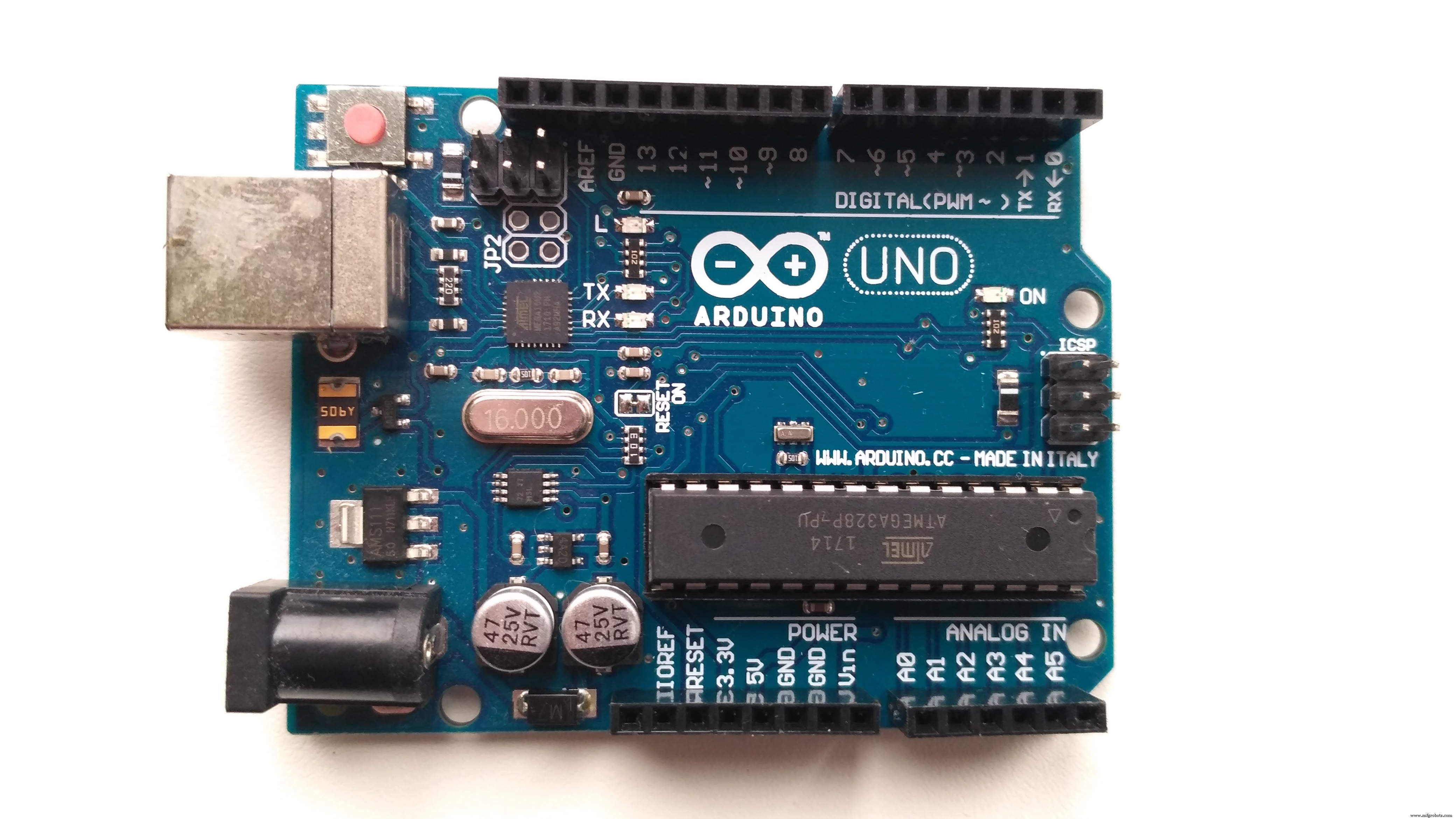 Arduino 4WD RC-auto: complete onderdelenlijst en bouwhandleiding