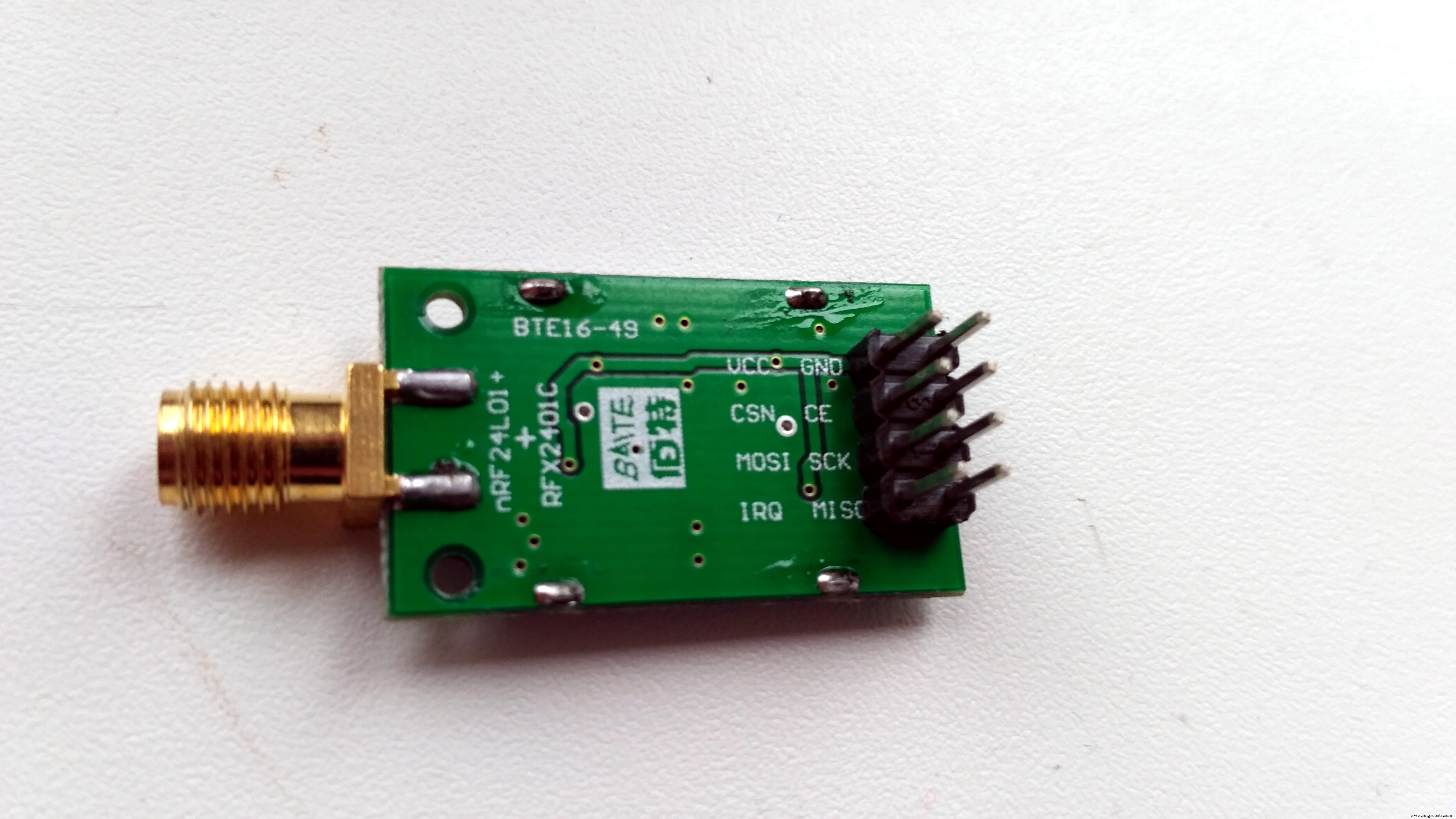 Arduino 4WD RC-auto: complete onderdelenlijst en bouwhandleiding
