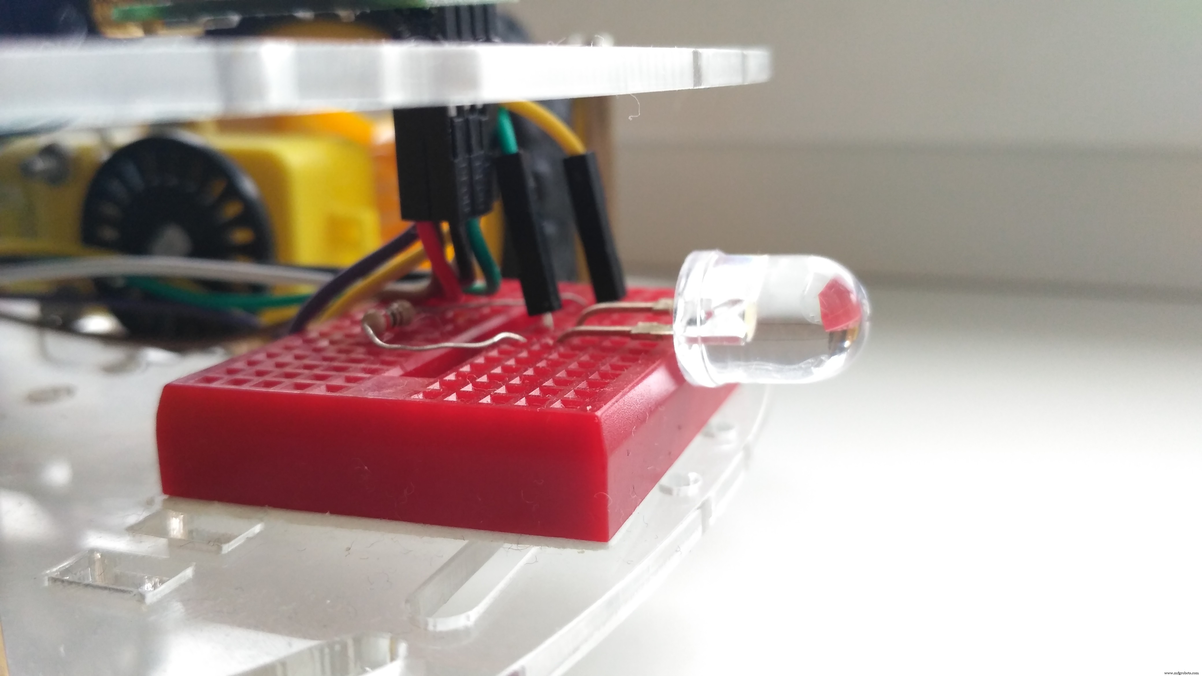 Arduino 4WD RC-auto: complete onderdelenlijst en bouwhandleiding
