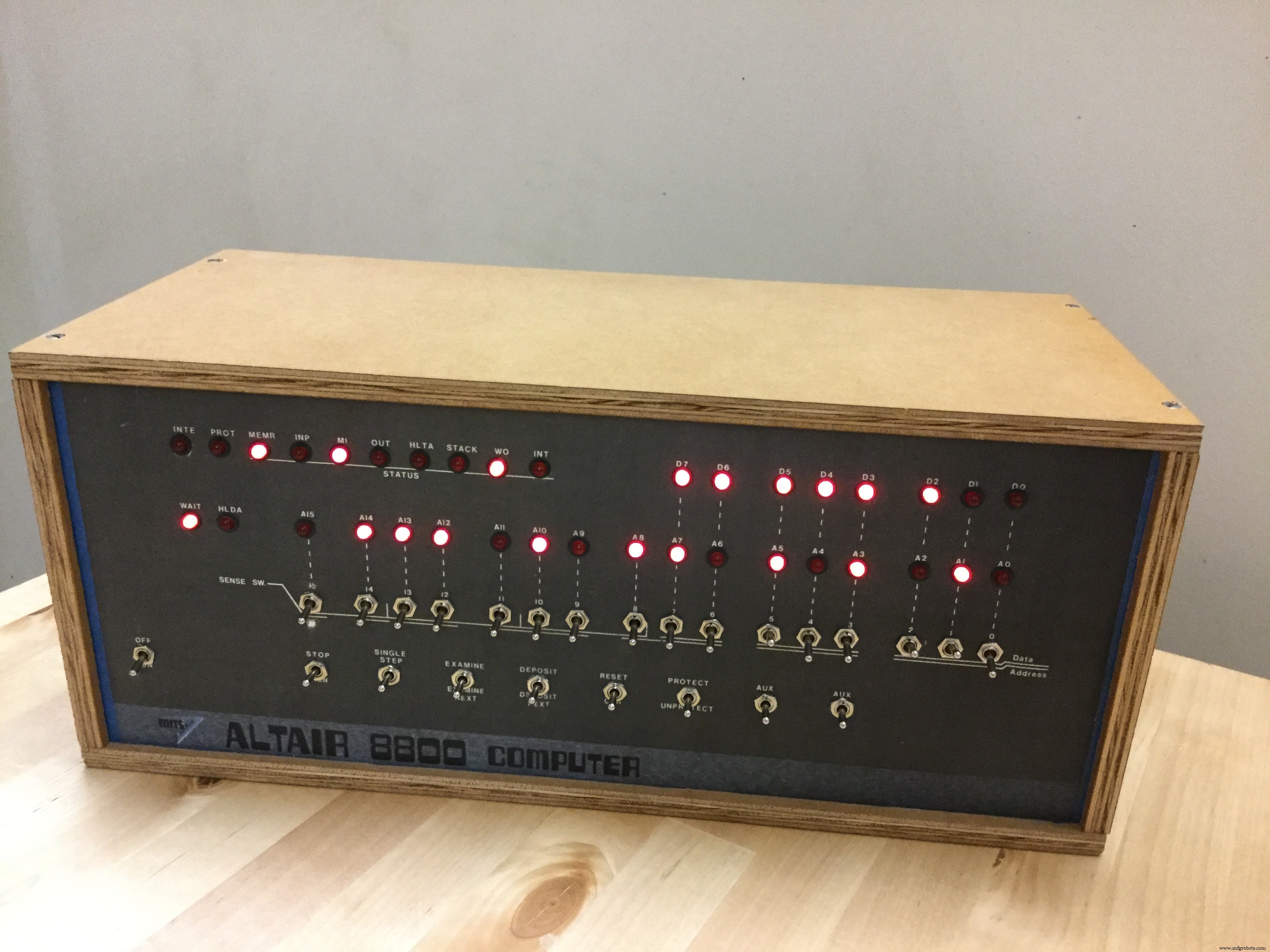 Arduino-gebaseerde Altair 8800 Simulator Kit – Bouw & Programmeer een Retrocomputer