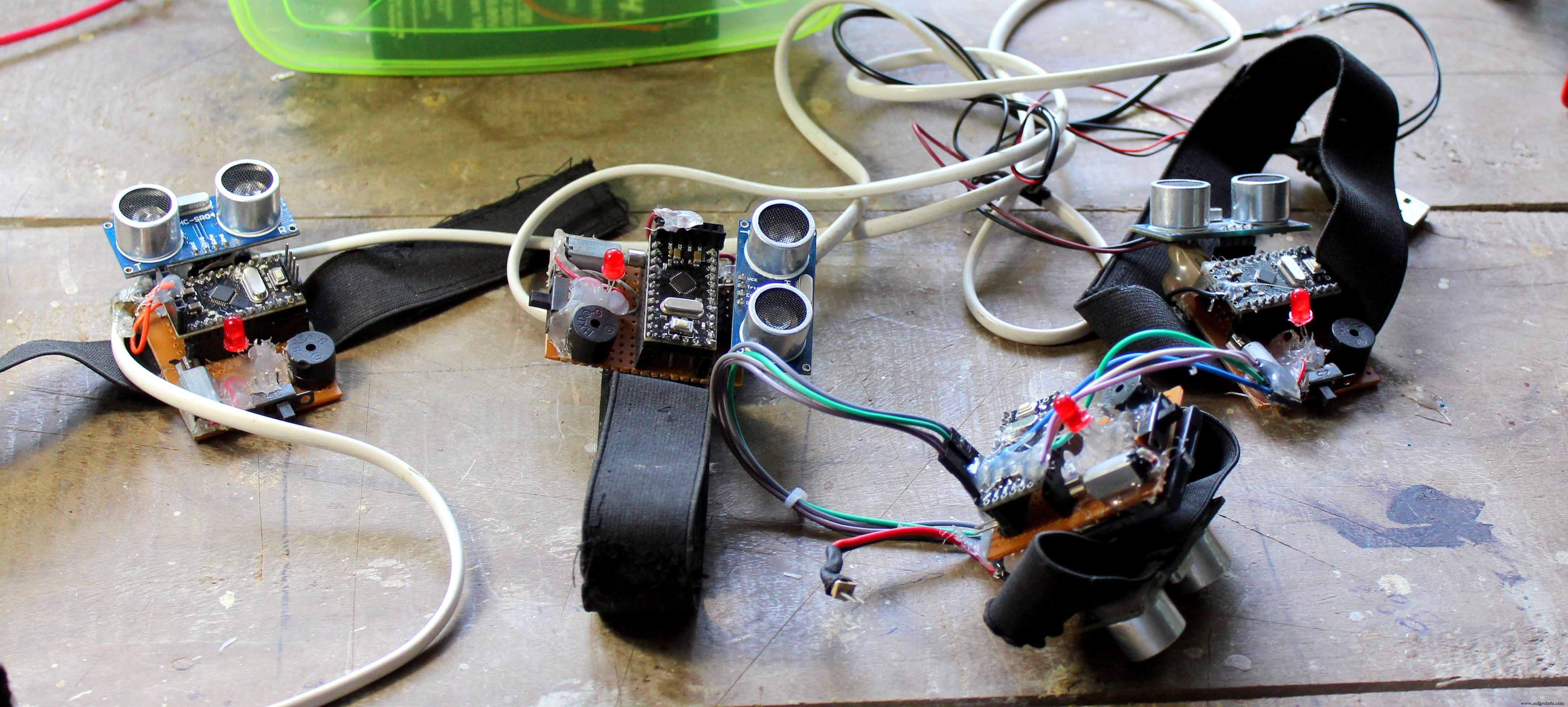Arduino-aangedreven Derde Oog: Hulpmiddel voor Blinden