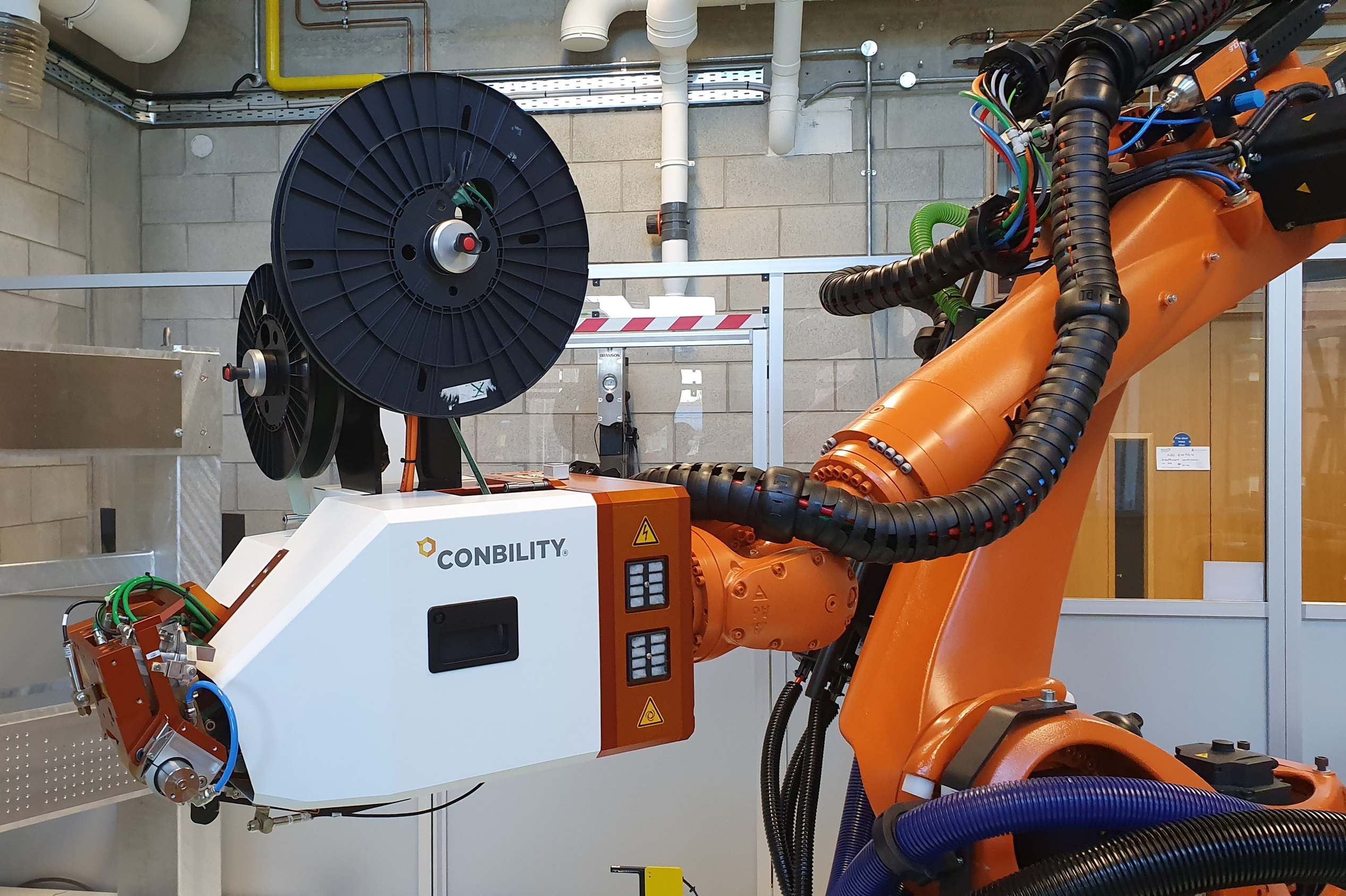 Bilsing Automation versterkt luchtvaartcomposietproductie met nieuwe 3D-bandlegmachine