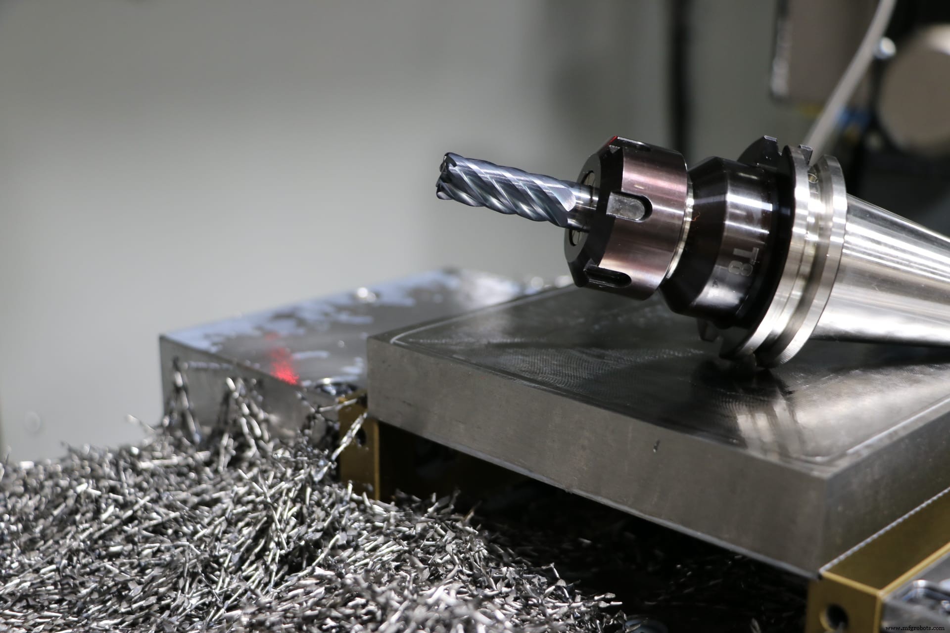 Titanium bewerken onder de knie krijgen: Expert technieken & toolselectie voor legeringen