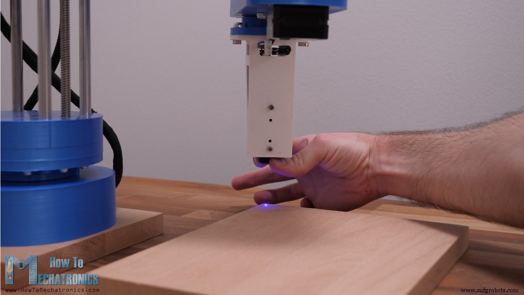 Verander Je DIY SCARA-robot in een Nauwkeurige Laser Graveerder met Arduino