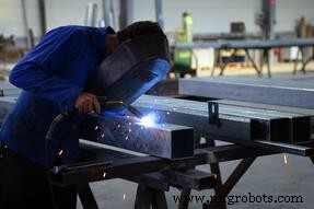 8 Expert tips om plaatmetaalfabricagekosten te verlagen