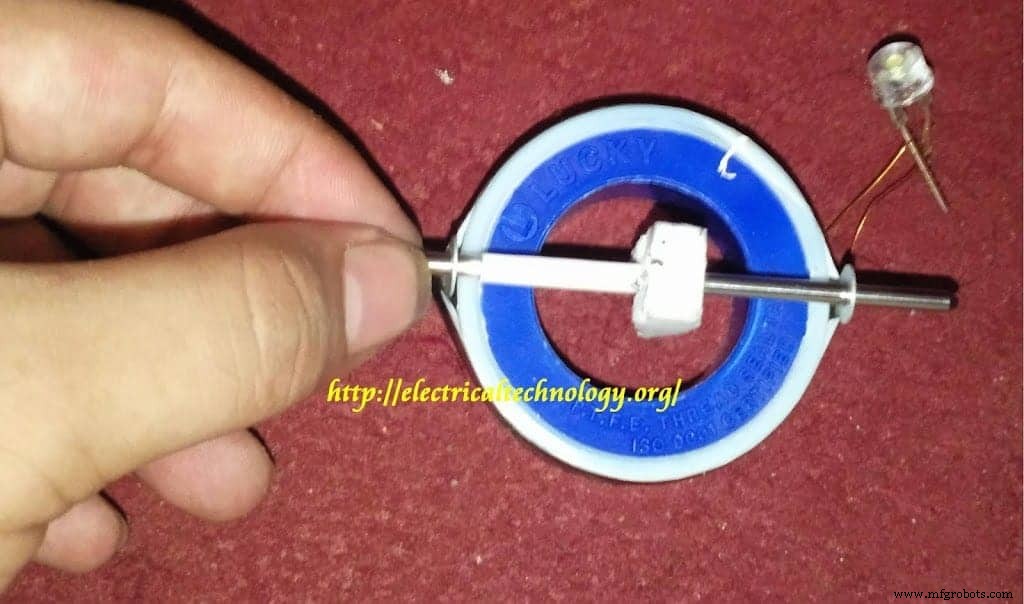 DIY spoolgenerator & alternator – bouw uw eigen eenvoudige elektriciteitsbron