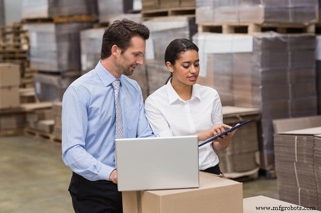 Warehouse Control System vs. Warehouse Management System: Belangrijkste Verschillen Uitgelegd