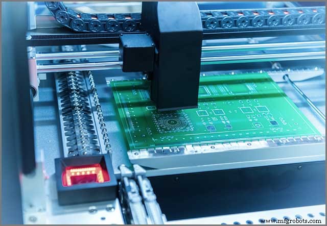 De Definitieve Gids voor Low-Volume PCB-assemblage: Kwaliteit, Kosten en Procesinzichten