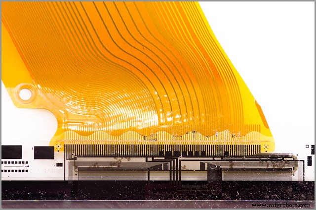 De Juiste Rigid-Flex PCB Fabrikant Kiezen: Een Uitgebreide Gids