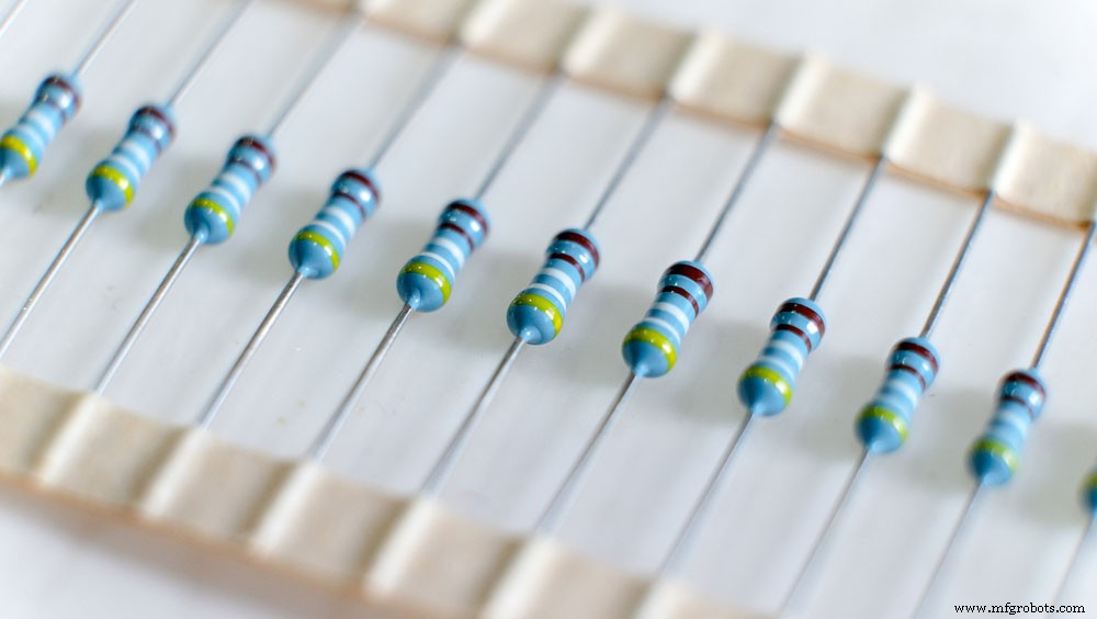 Transistor vs Weerstand: Belangrijkste Verschillen Uitgelegd