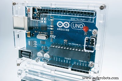 Arduino nabijheidssensor bouwen: stapsgewijze handleiding met componenten