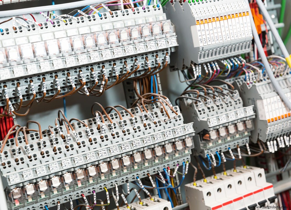 High-performance variabele spanning & stroom voeding: stabiele uitgang voor lab en industrie