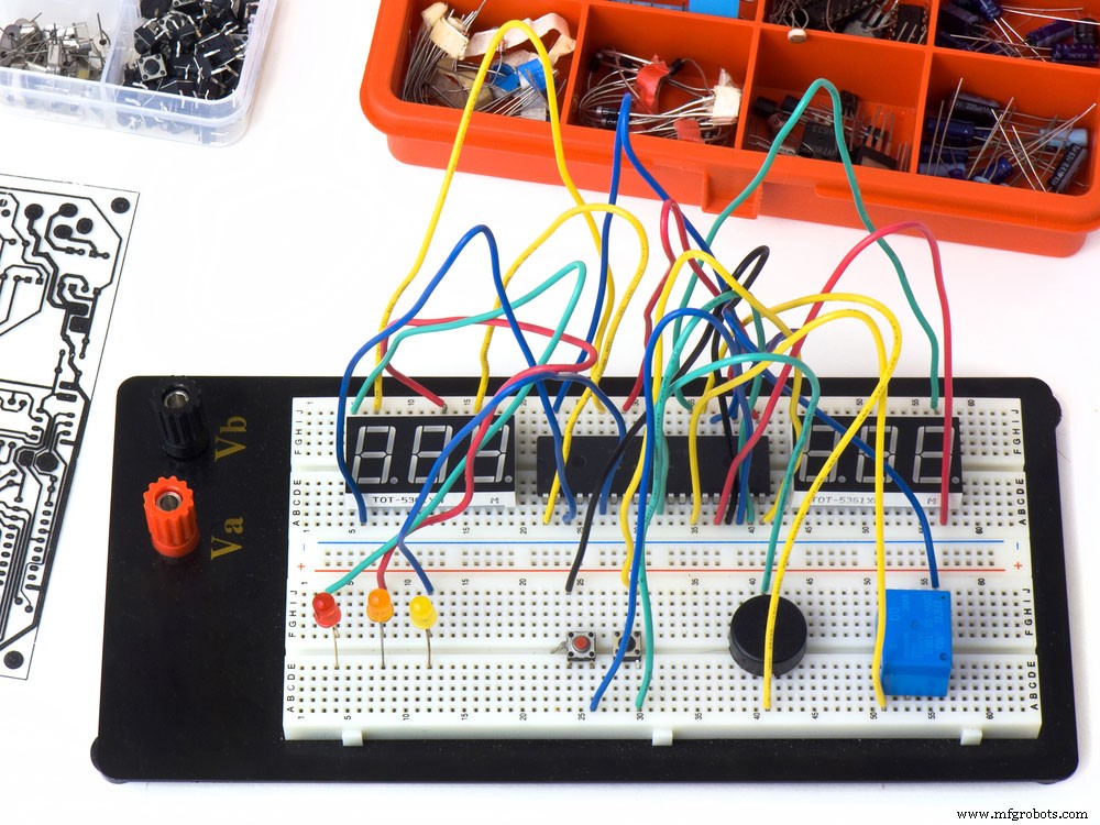 High-performance variabele spanning & stroom voeding: stabiele uitgang voor lab en industrie