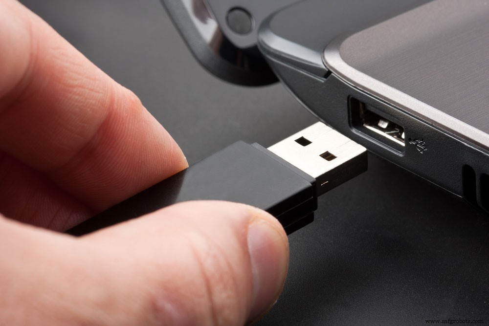 Databussen Uitgelegd: Hoe Ze Efficiënte Gegevensoverdracht in Computers Sturen
