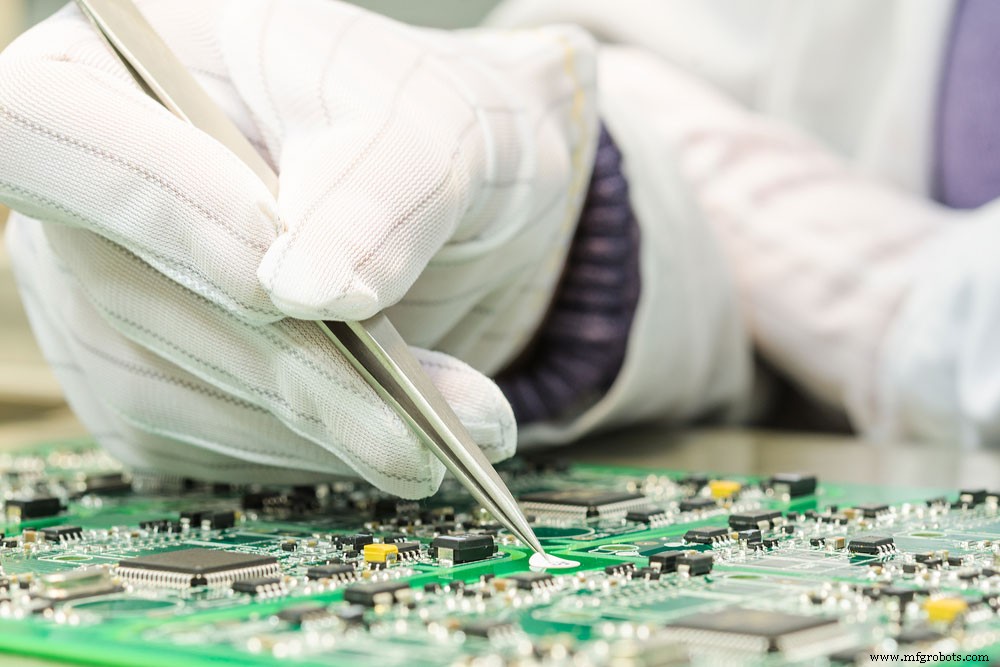 PCB Crosstalk Uitgelegd: Oorzaken, Effecten en Effectieve Tegenmaatregelen