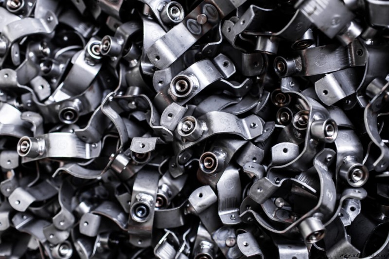 Metaal 3D-printen vs. Metal Injection Molding: De juiste keuze voor uw project