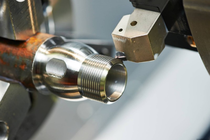 CNC-draaien vs CNC-frezen: Hoe het juiste proces te kiezen