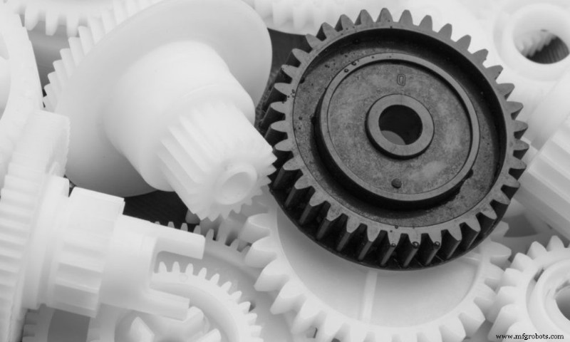 CNC Kunststofbewerking vs Injectiegieten: De Beste Productiemethode Kiezen