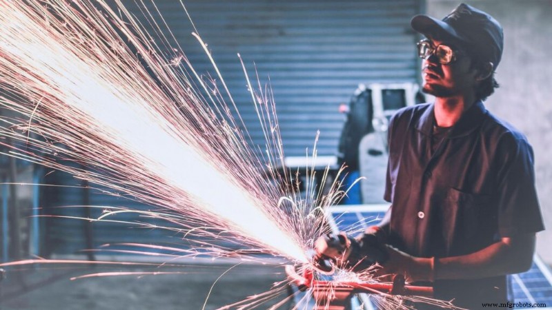 Versnel de Efficiëntie van Uw Machine Shop met Slimme Automatisering