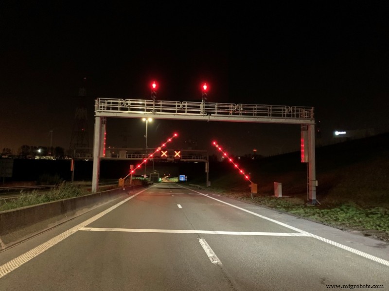 Rode Lichter Detecteren op PLCnext met OpenCV en Python